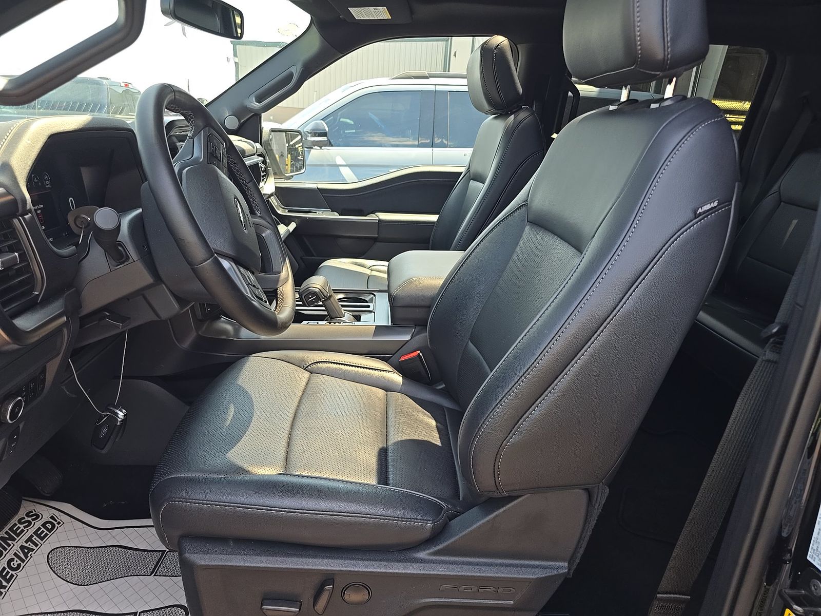 2025 Ford F-150 Hybrid Lariat AWD