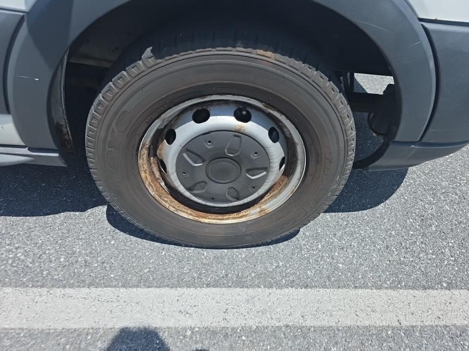 FORD TRANSIT 150 - 10