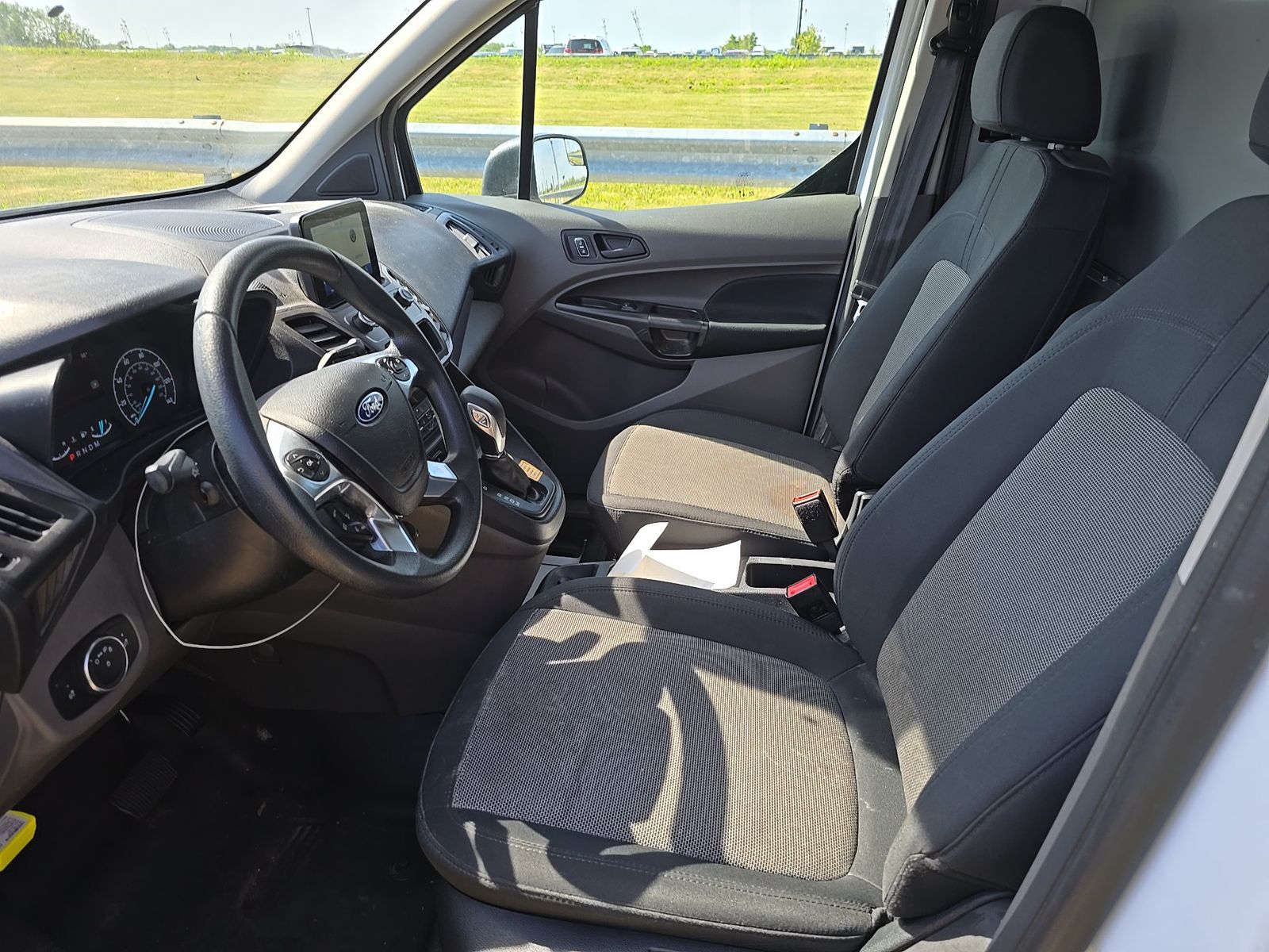 FORD TRANSIT CONNECT - 8