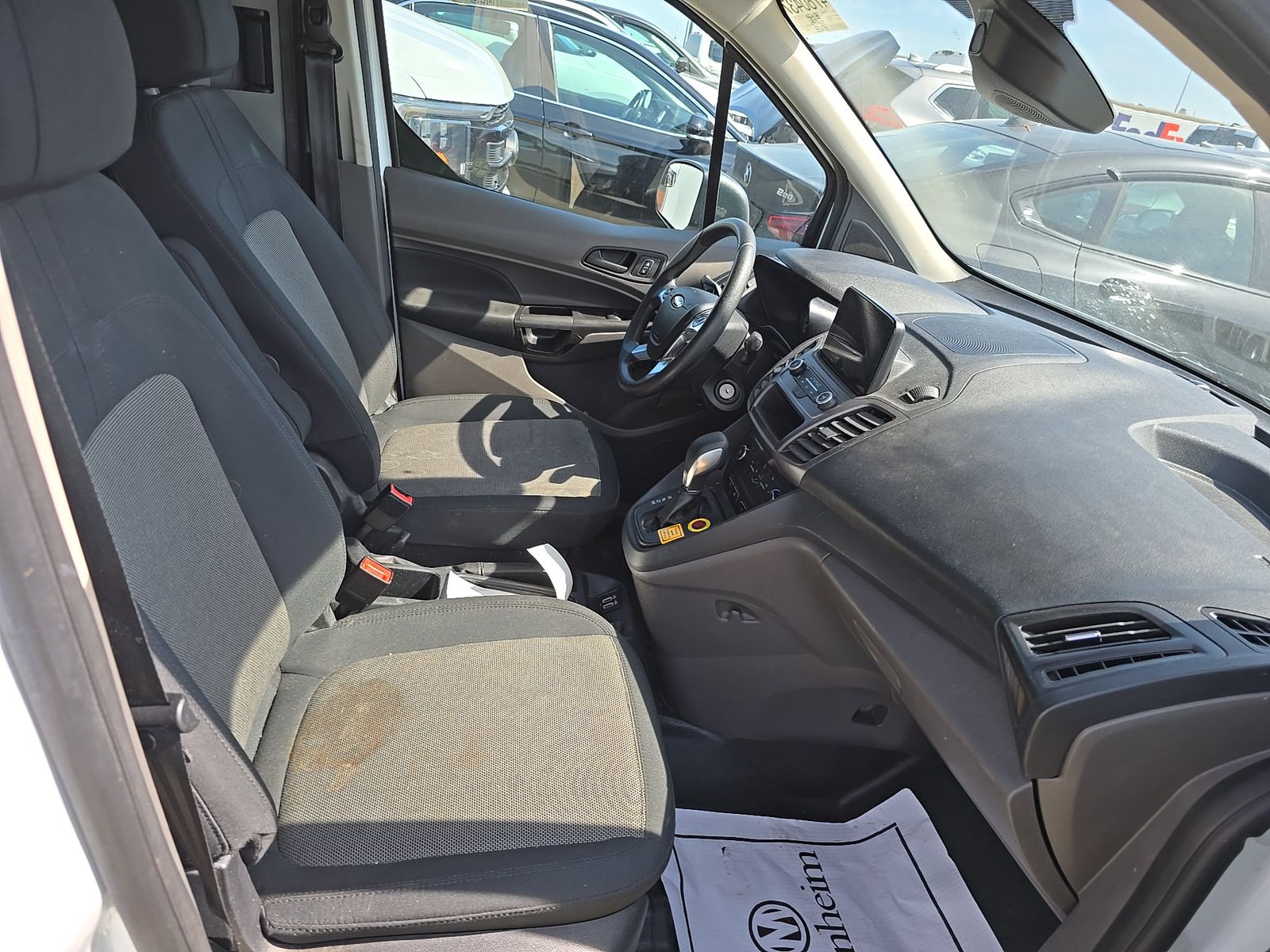 FORD TRANSIT CONNECT - 9