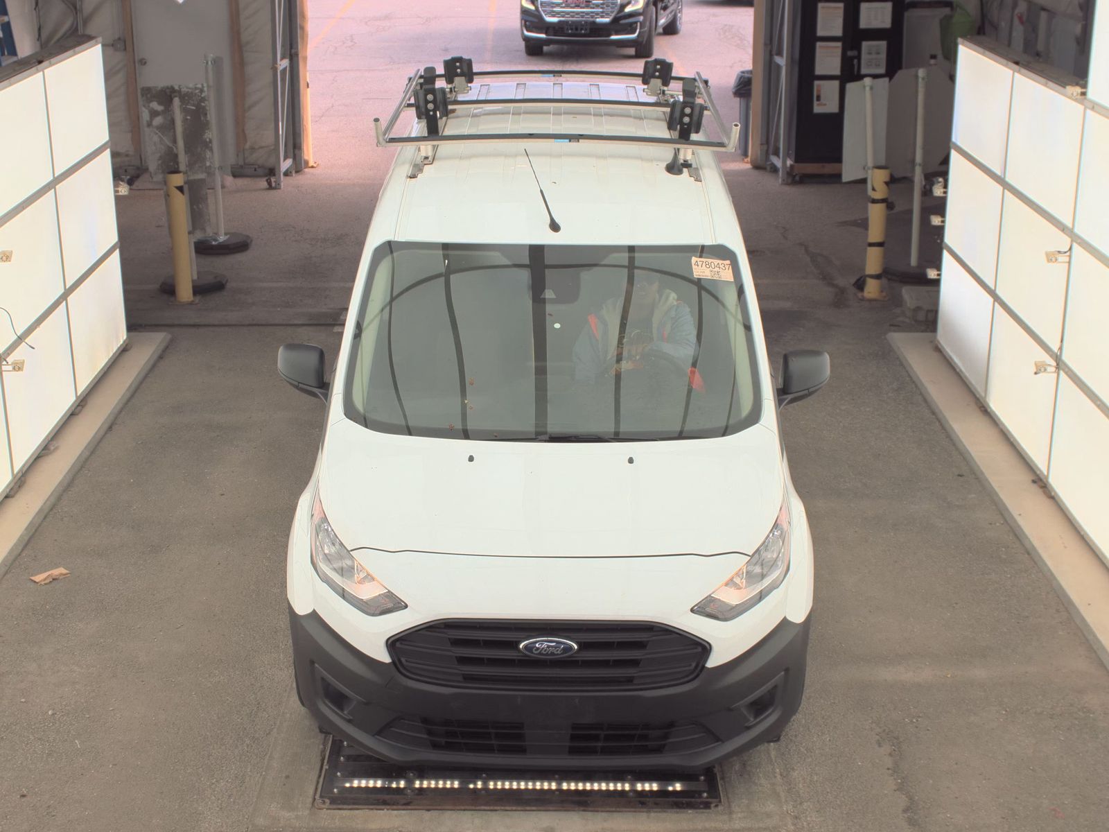 FORD TRANSIT CONNECT - 3