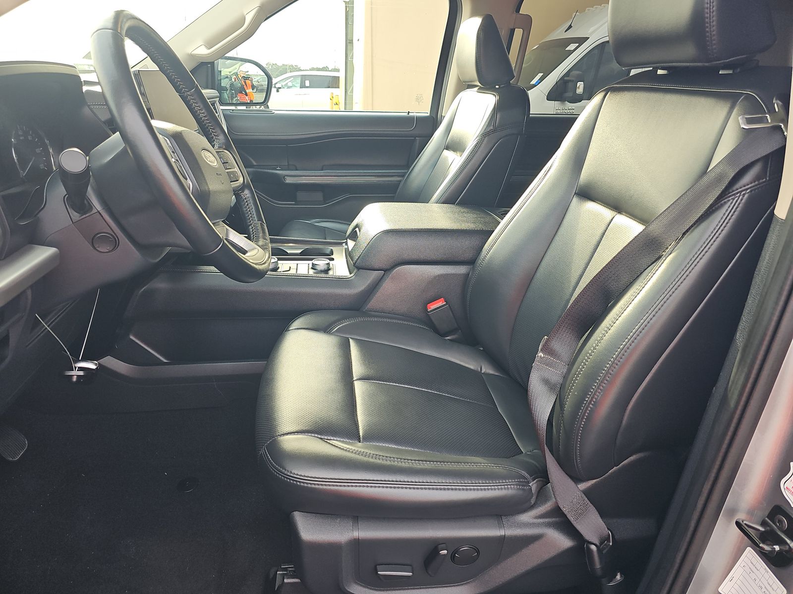 FORD EXPEDITION MAX - 8