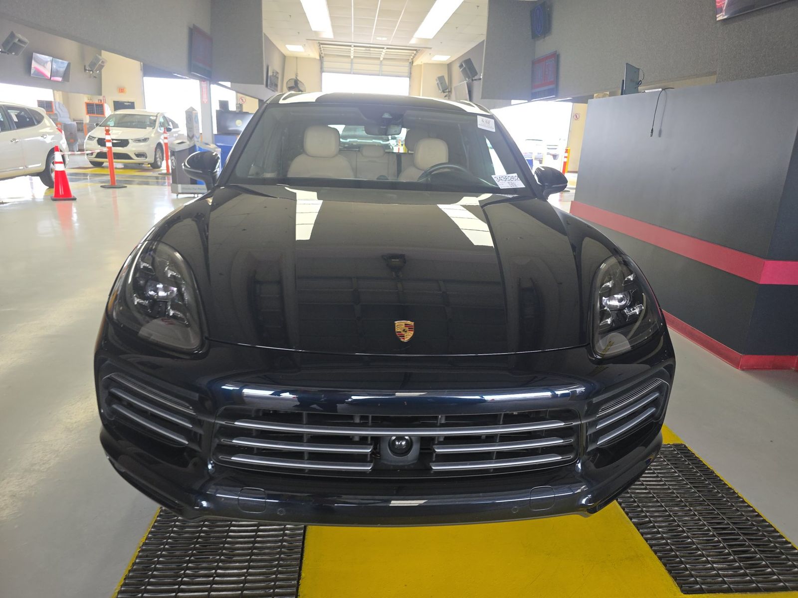 PORSCHE CAYENNE - 3
