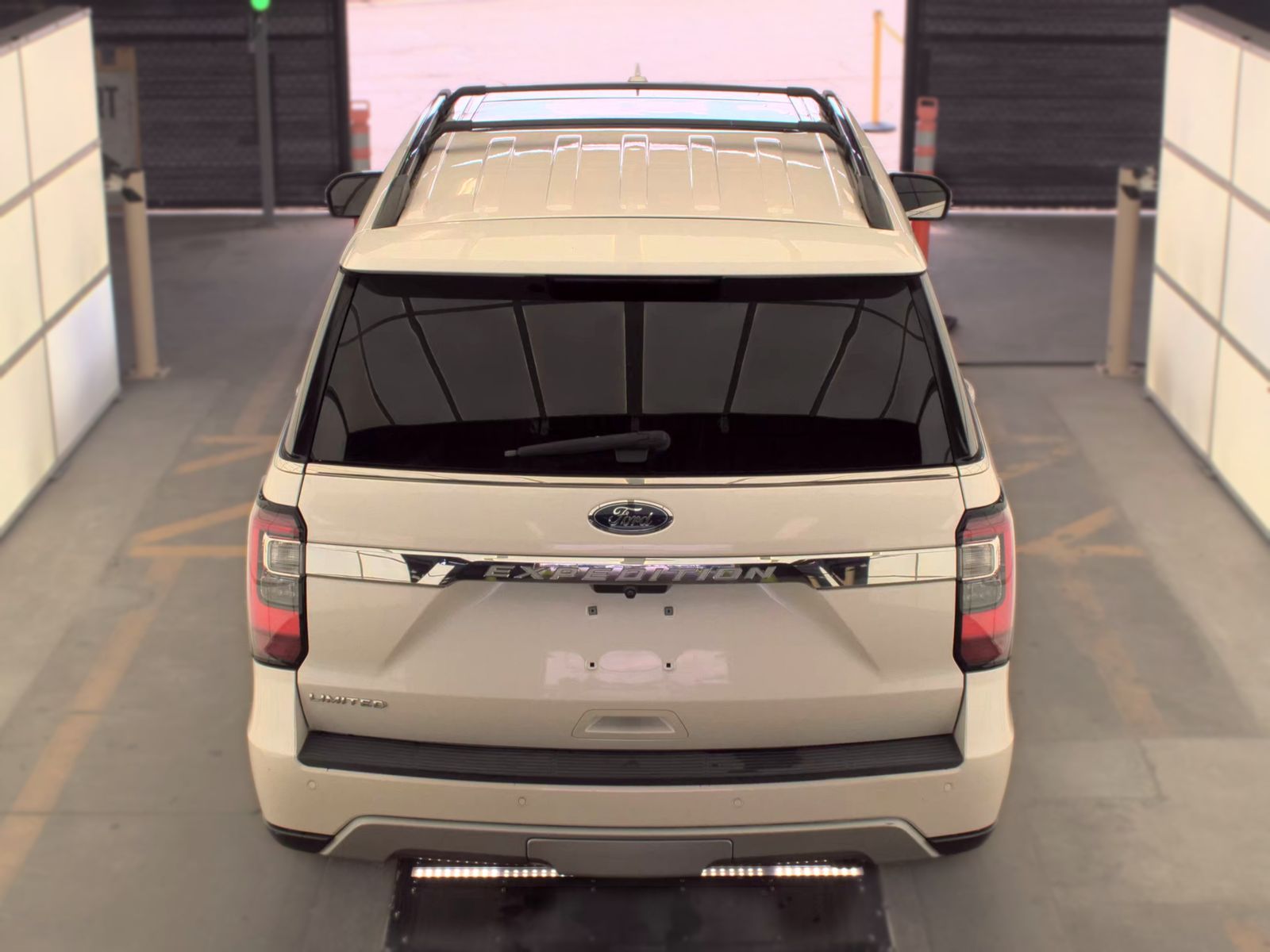 FORD EXPEDITION - 7