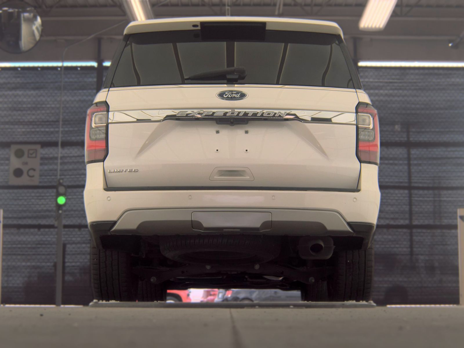 FORD EXPEDITION - 8