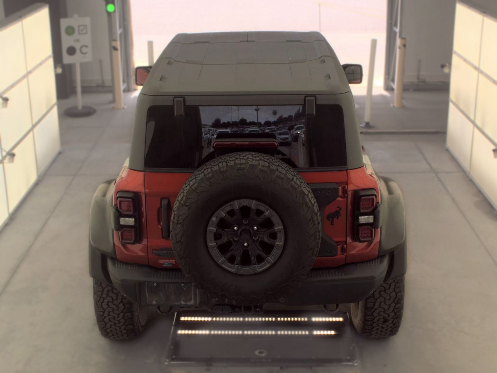 FORD BRONCO - 7