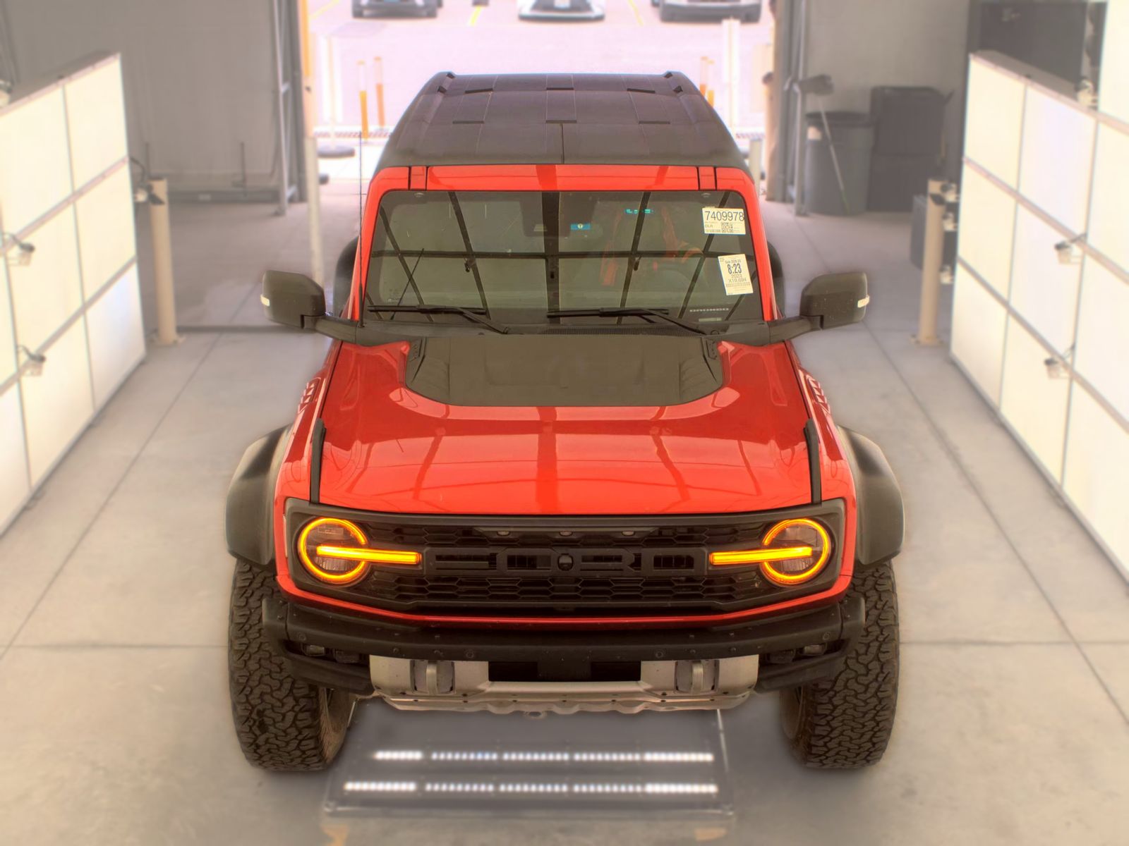 FORD BRONCO - 3