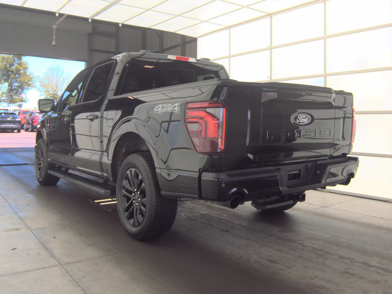 2025 Ford F-150 Hybrid Lariat AWD