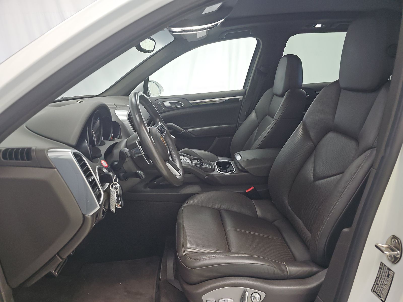 PORSCHE CAYENNE - 8