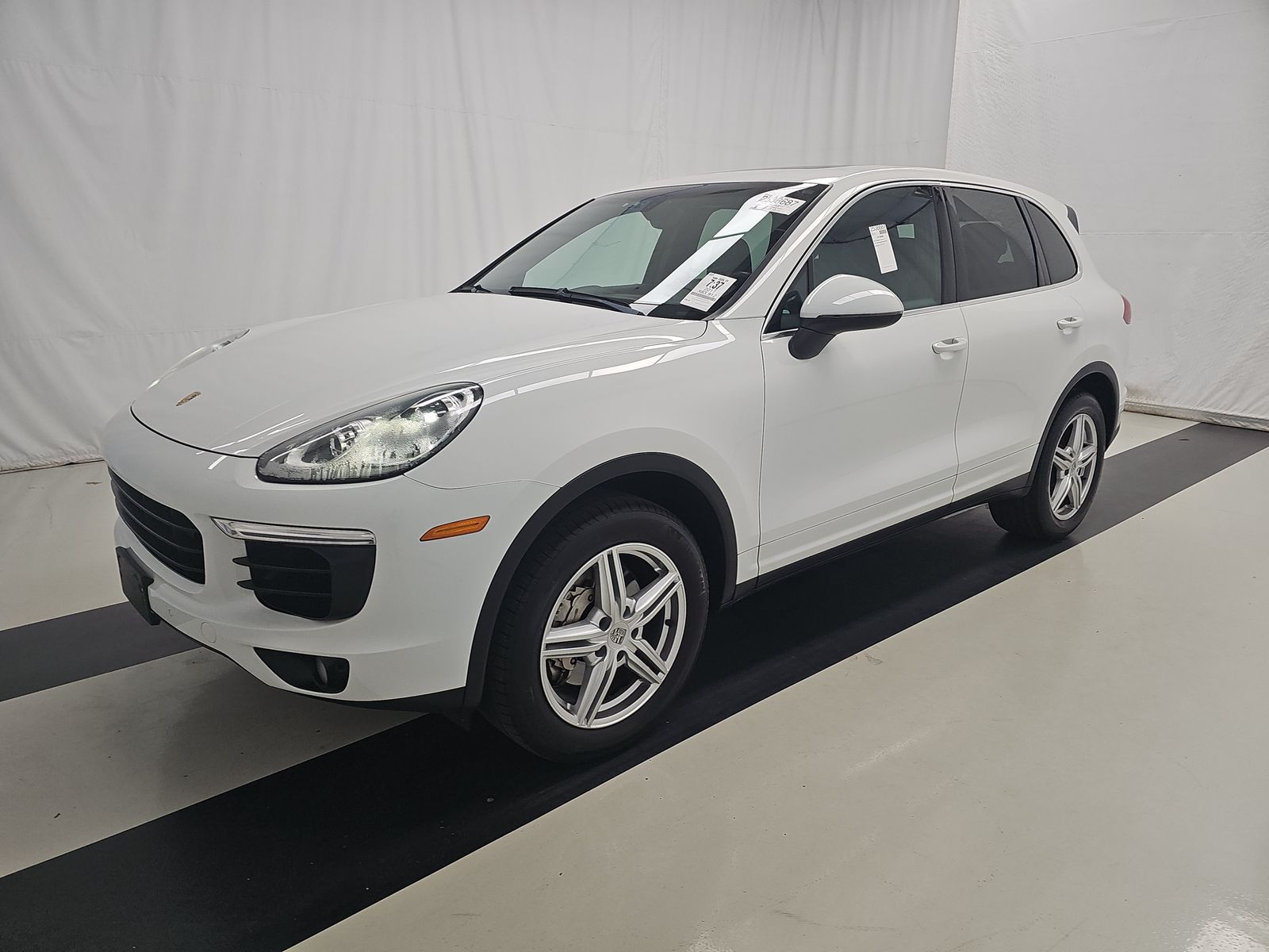 PORSCHE CAYENNE - 1