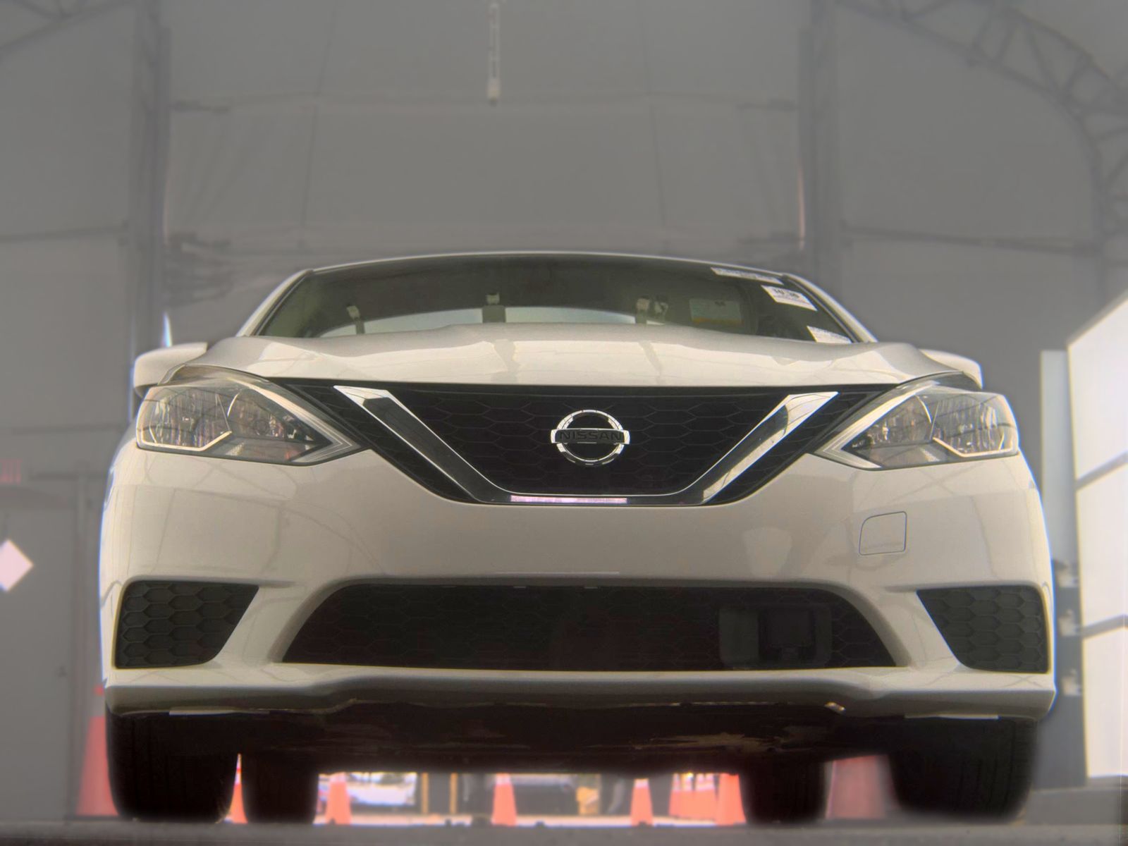 NISSAN SENTRA - 4