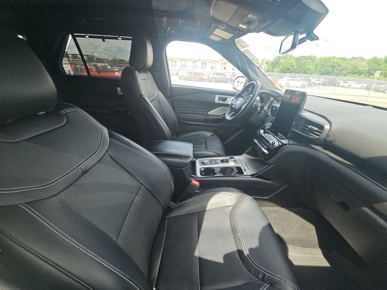 FORD EXPLORER - 9