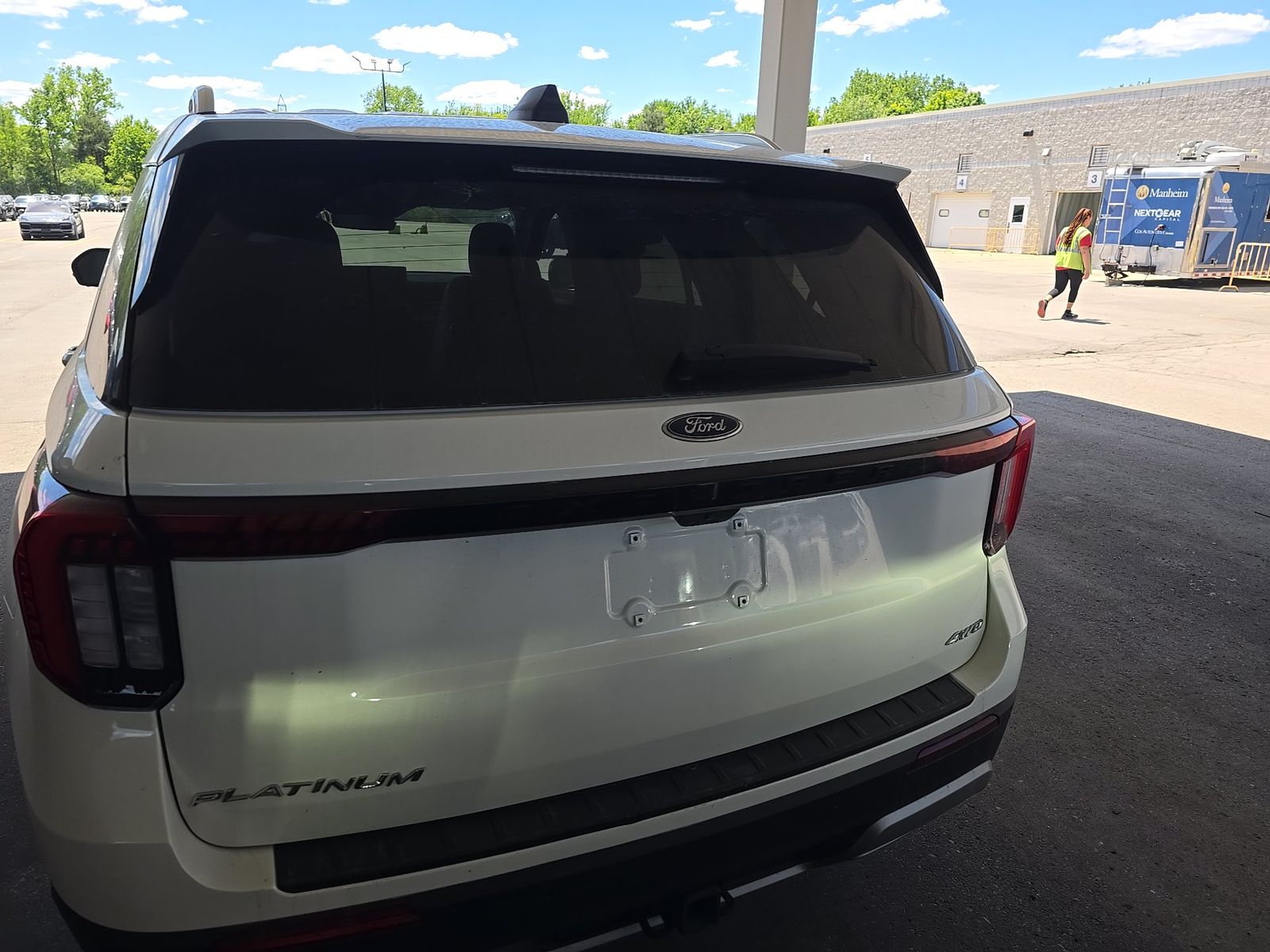 FORD EXPLORER - 6