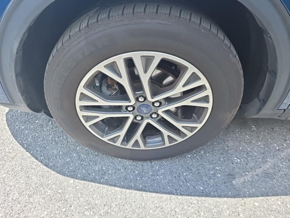 FORD ESCAPE - 9