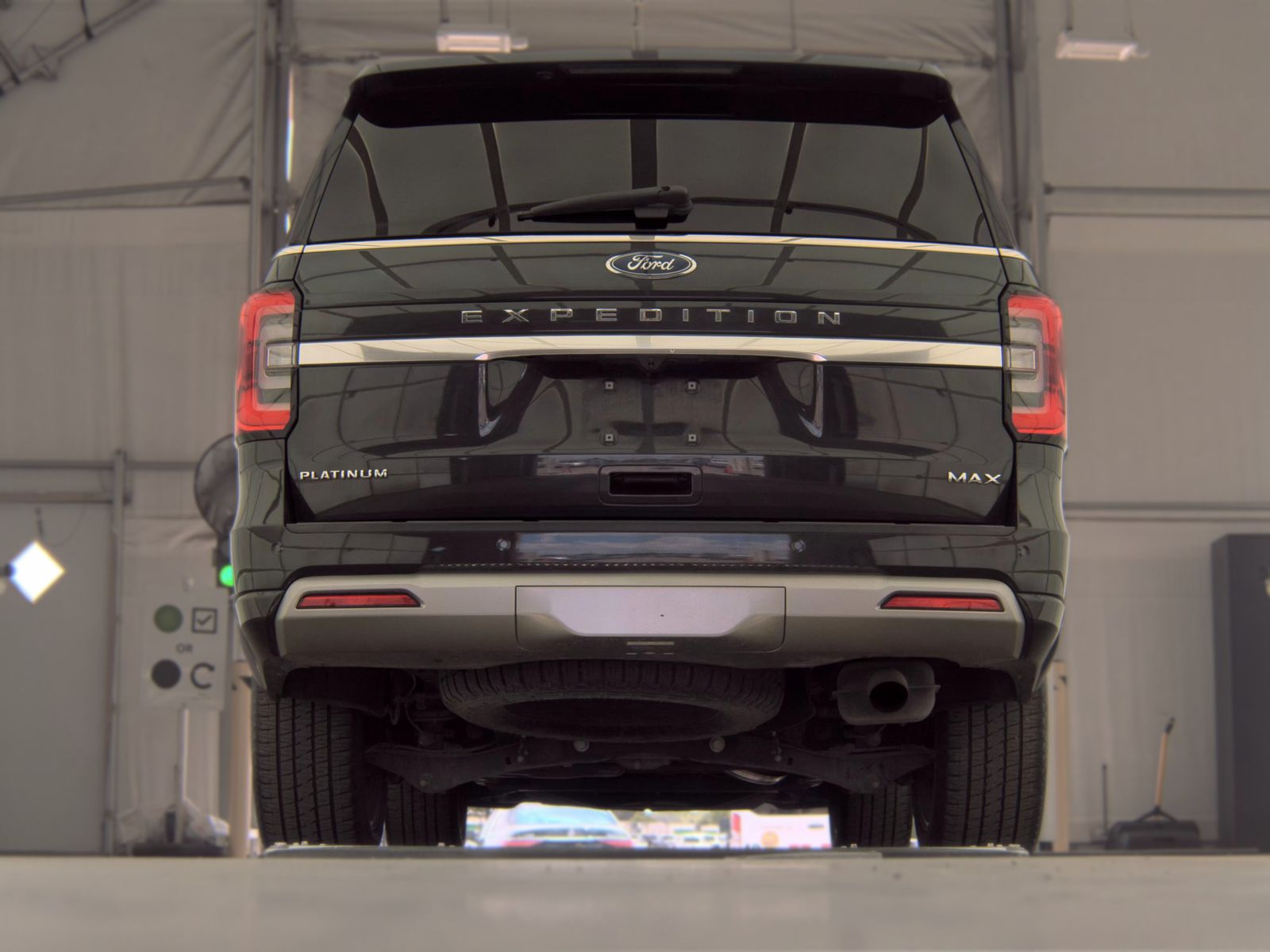 FORD EXPEDITION MAX - 8
