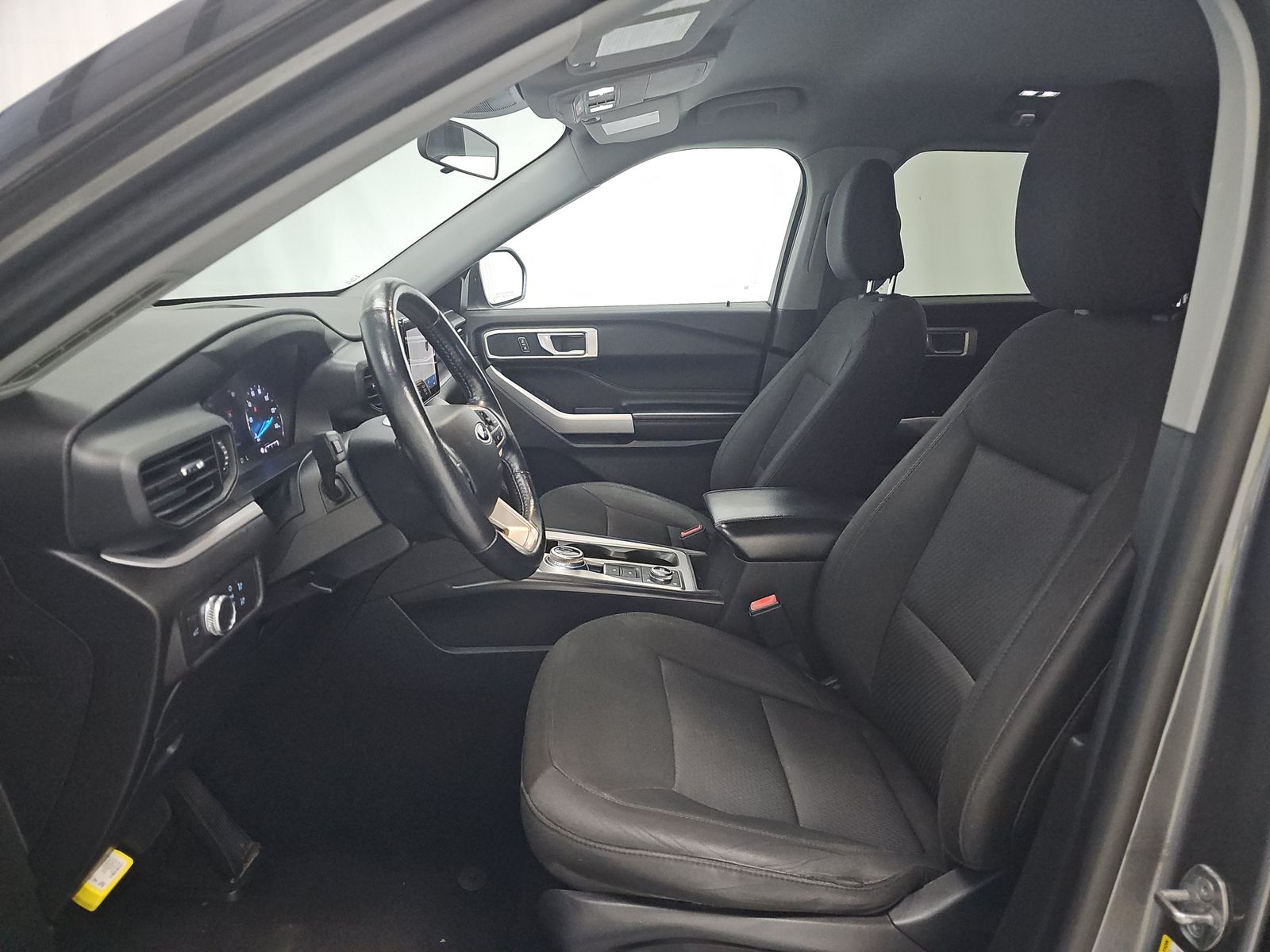 FORD EXPLORER - 8