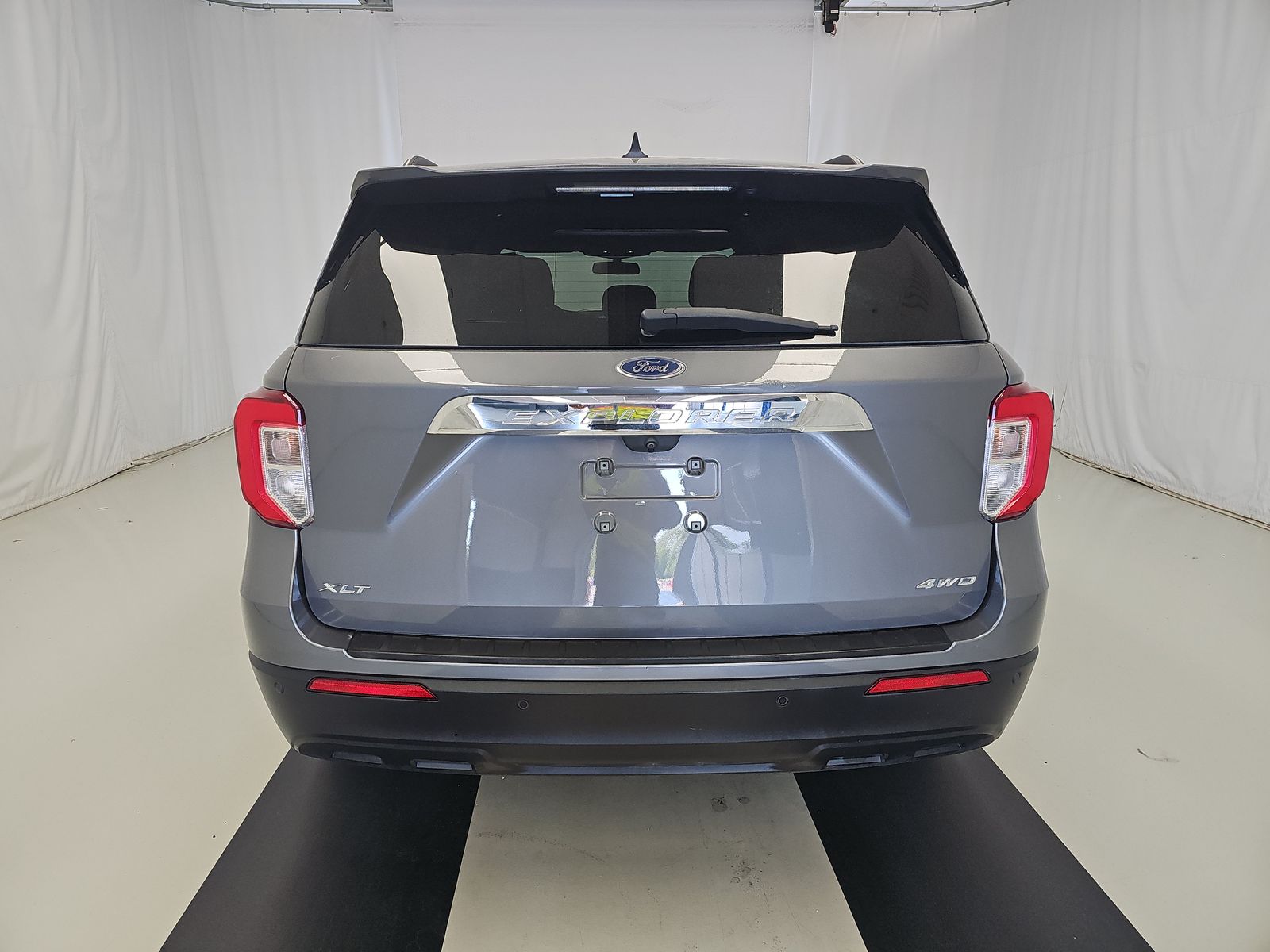 FORD EXPLORER - 6