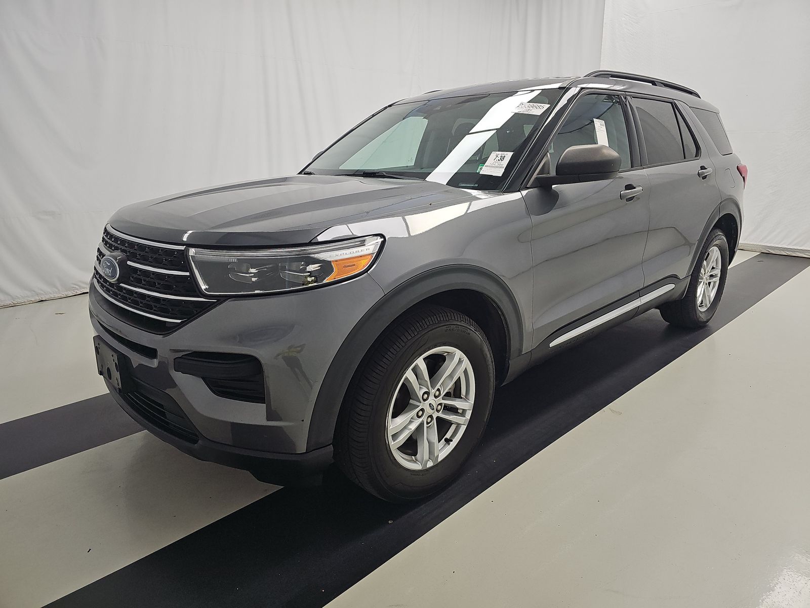 FORD EXPLORER - 1