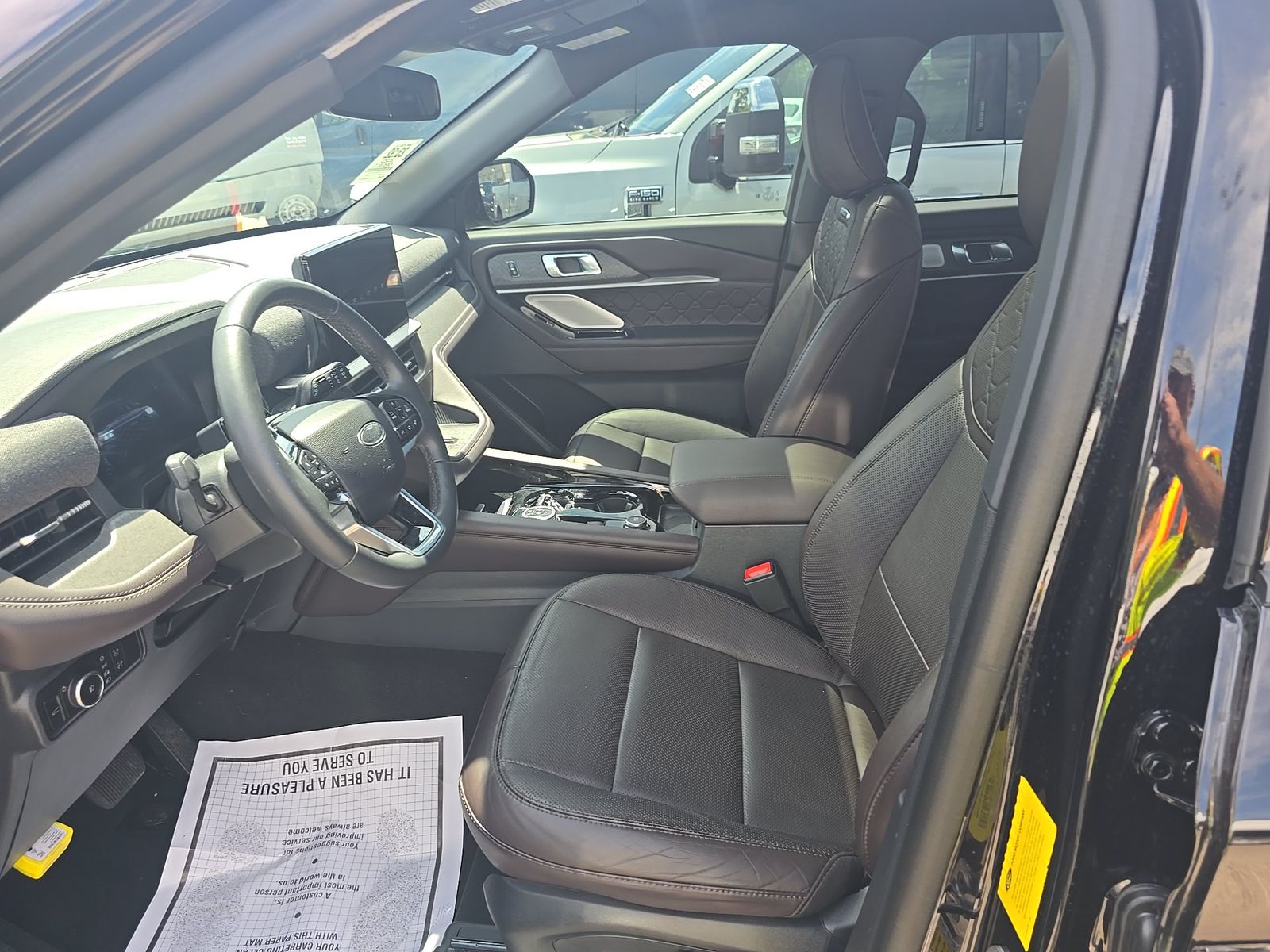 FORD EXPLORER - 8