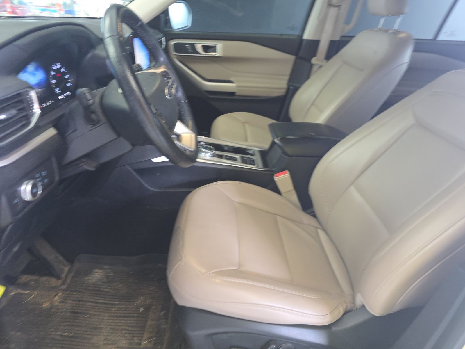 FORD EXPLORER - 8
