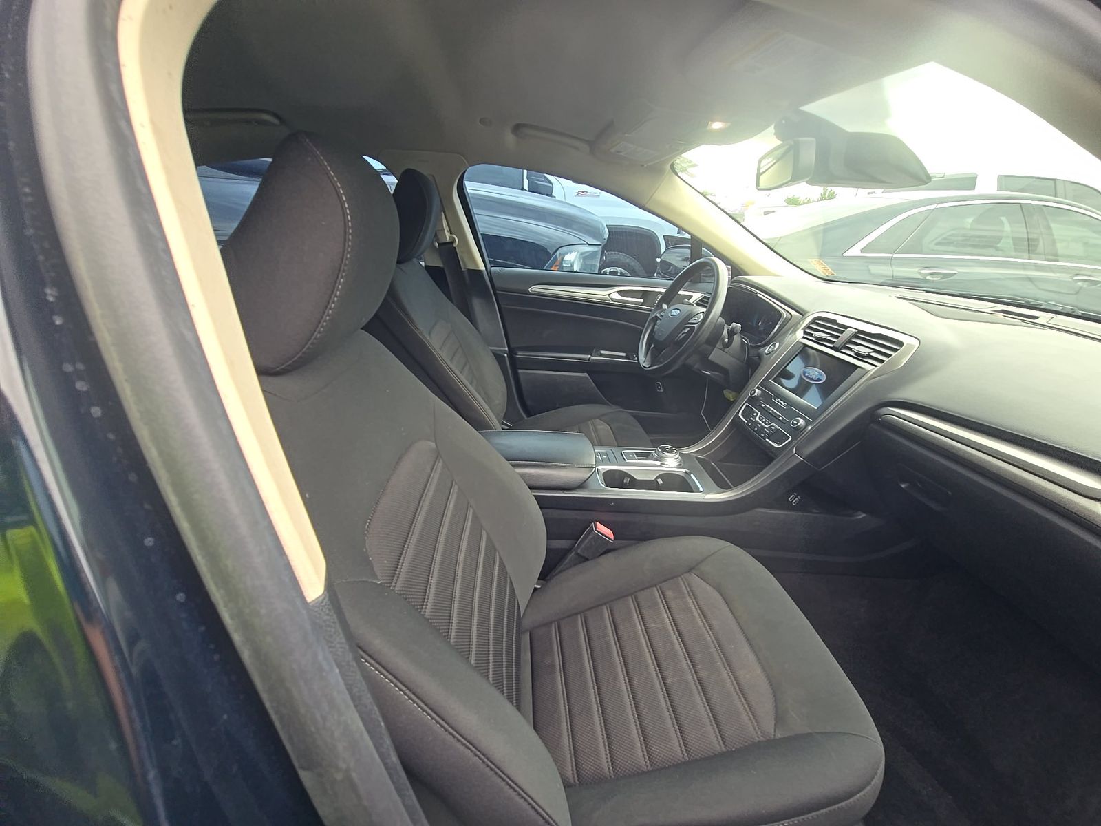 FORD FUSION - 9