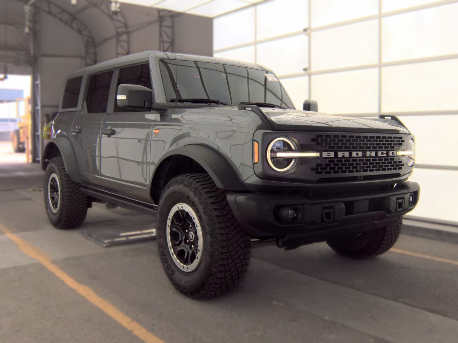 FORD BRONCO - 5