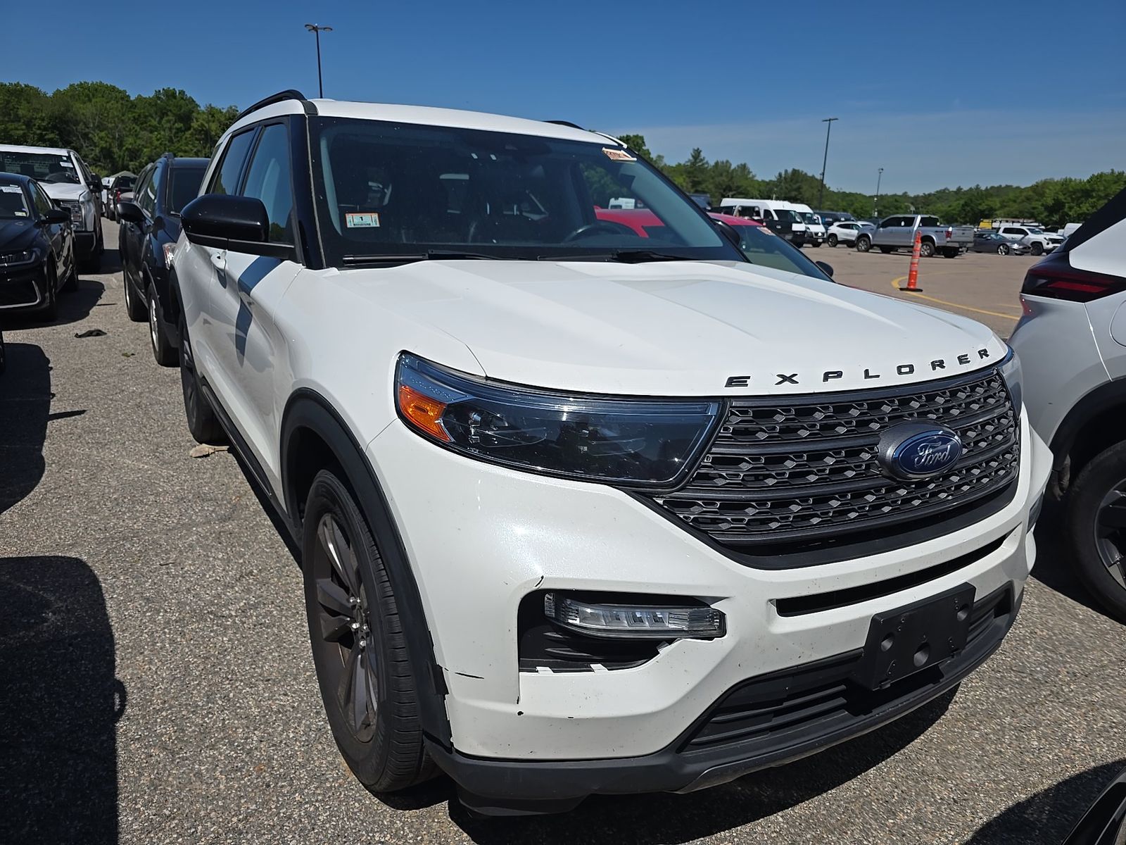 FORD EXPLORER - 4