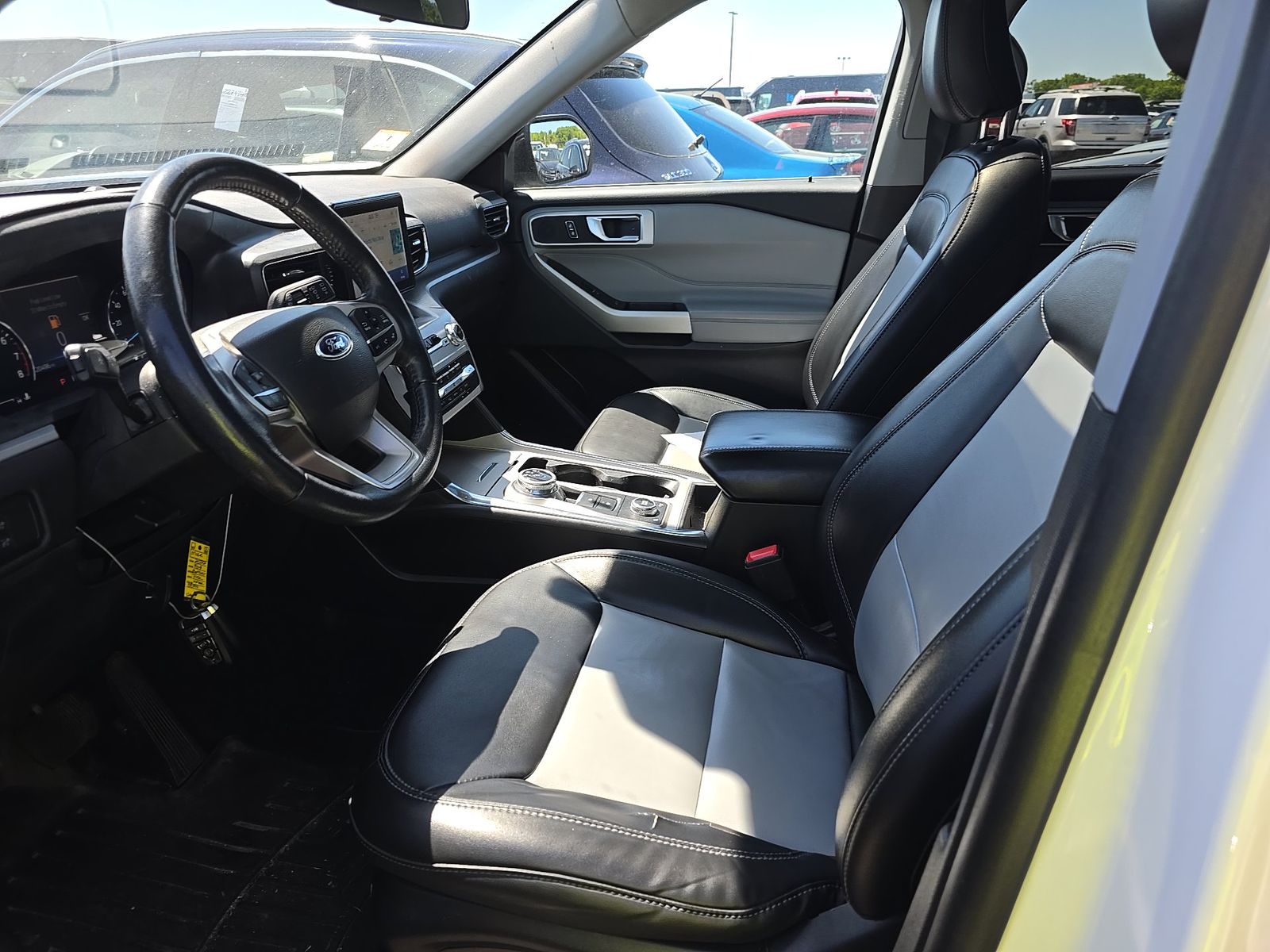 FORD EXPLORER - 8