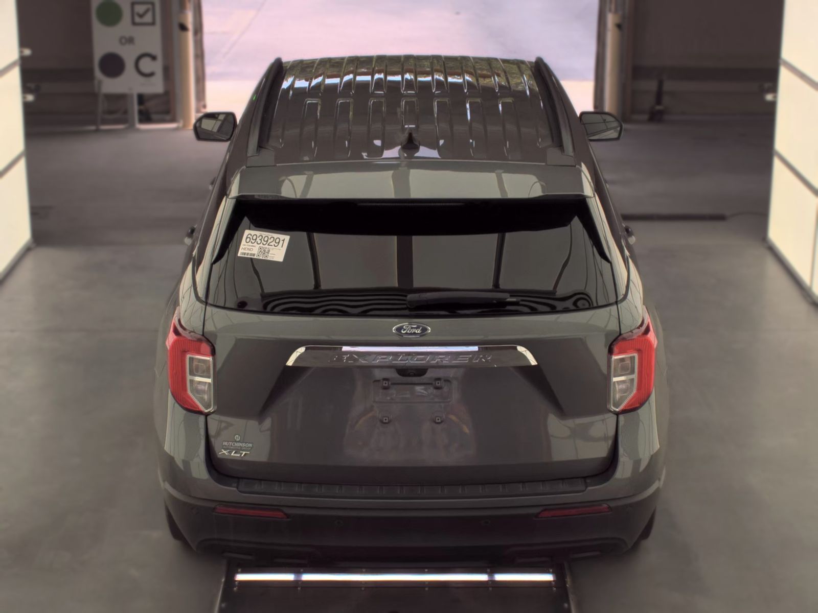 2023 Ford Explorer XLT RWD