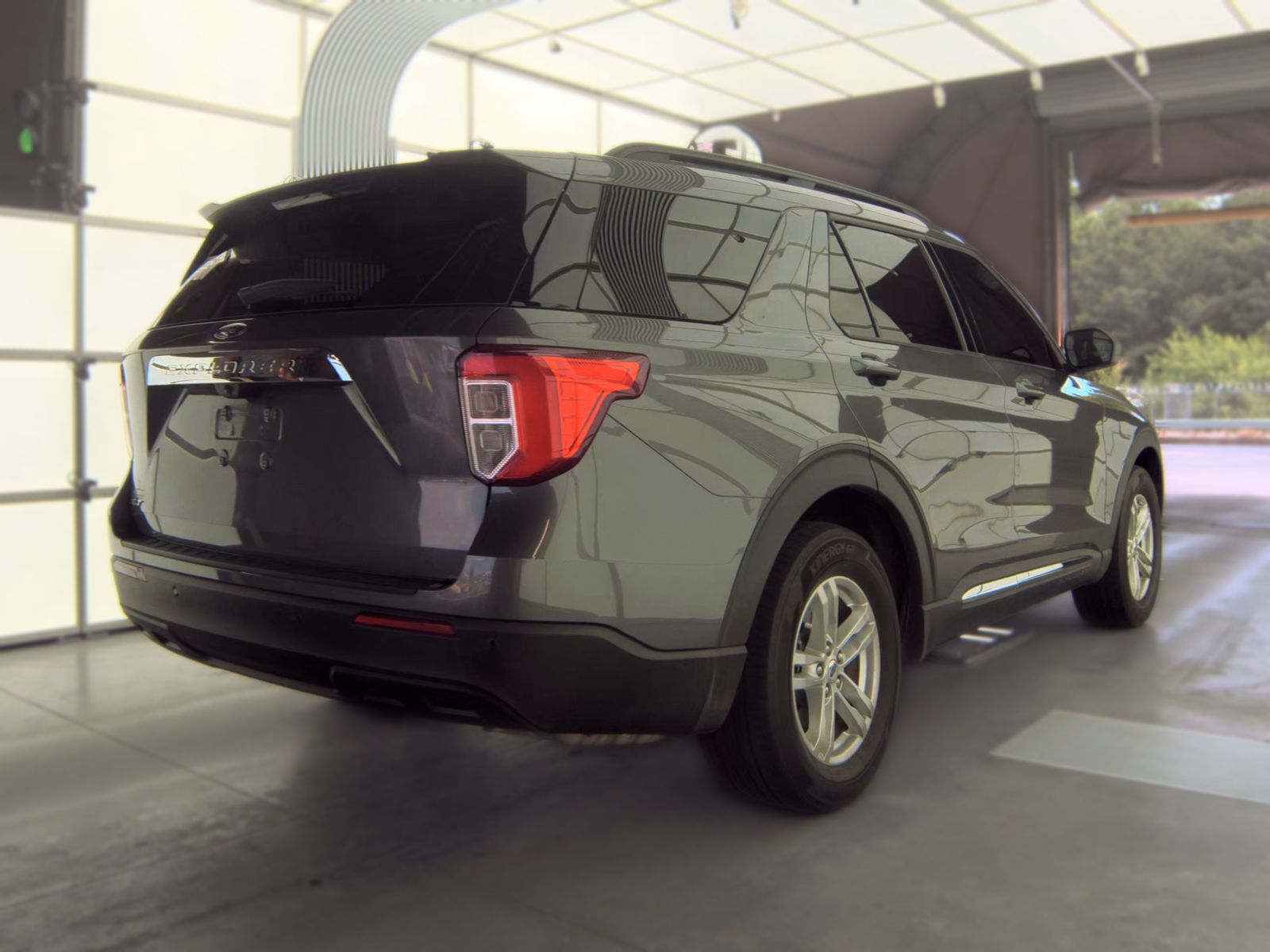 2023 Ford Explorer XLT RWD