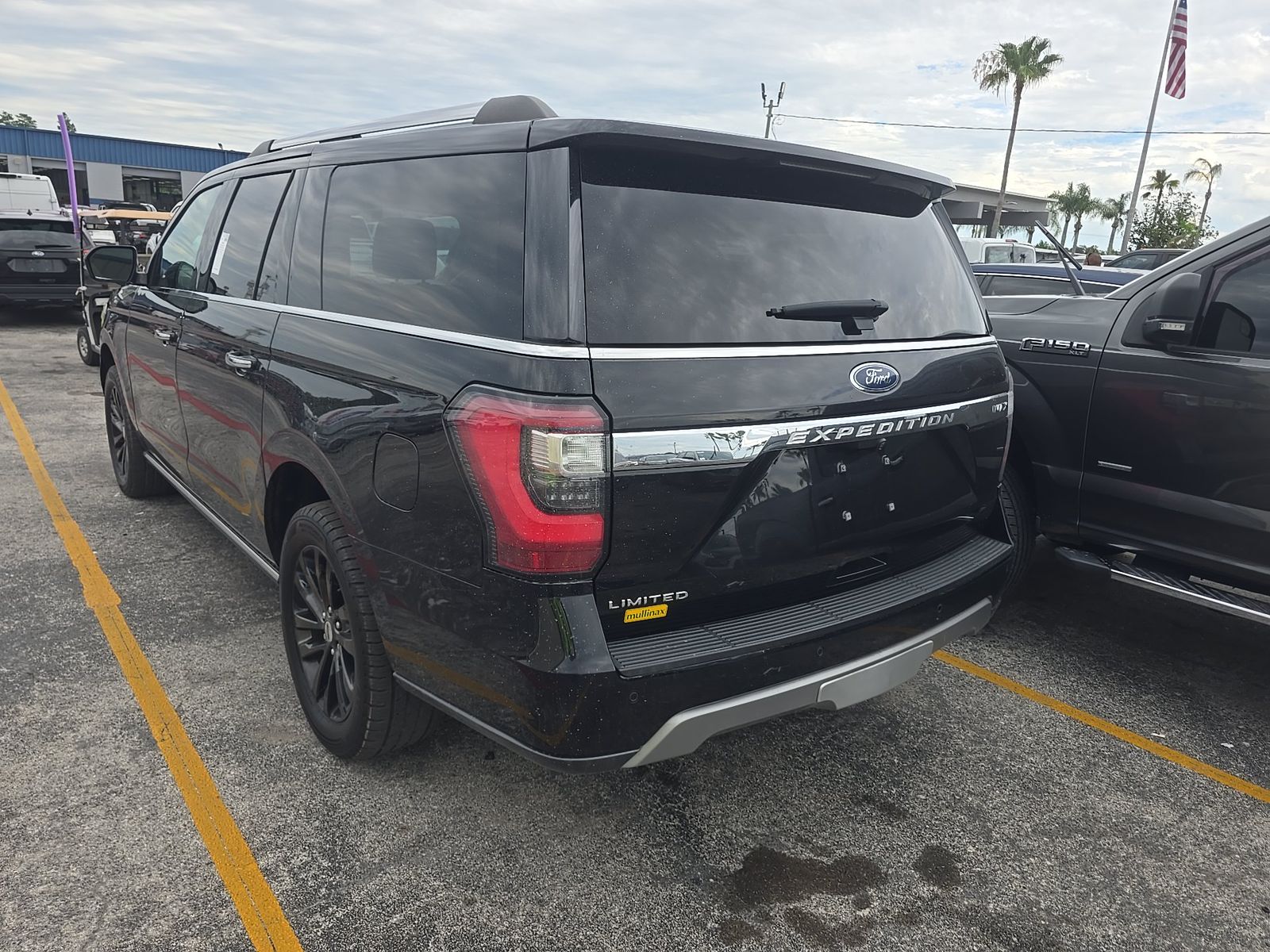 FORD EXPEDITION MAX - 7