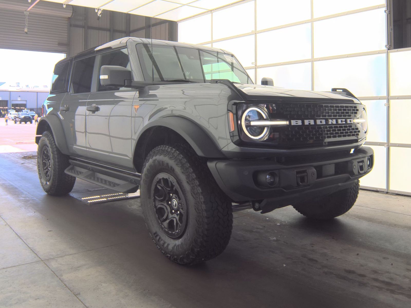 FORD BRONCO - 5