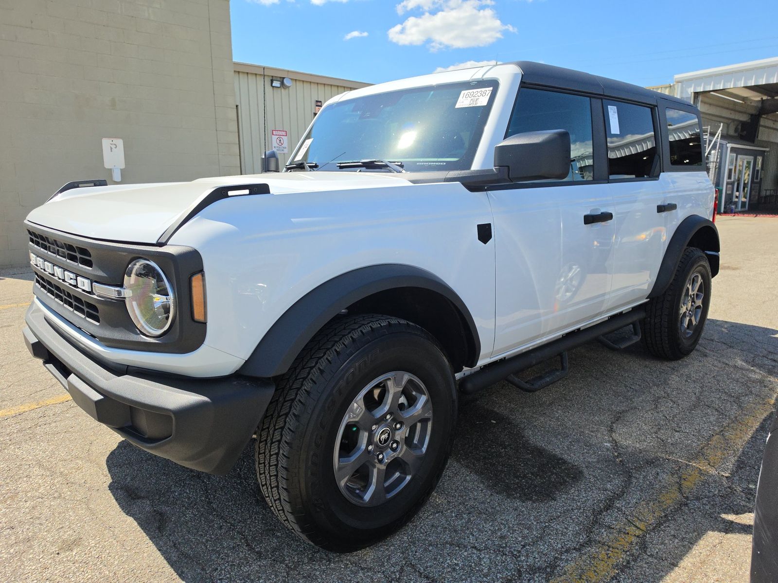 FORD BRONCO - 1