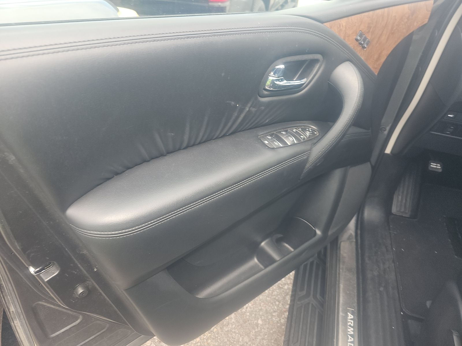 NISSAN ARMADA - 10