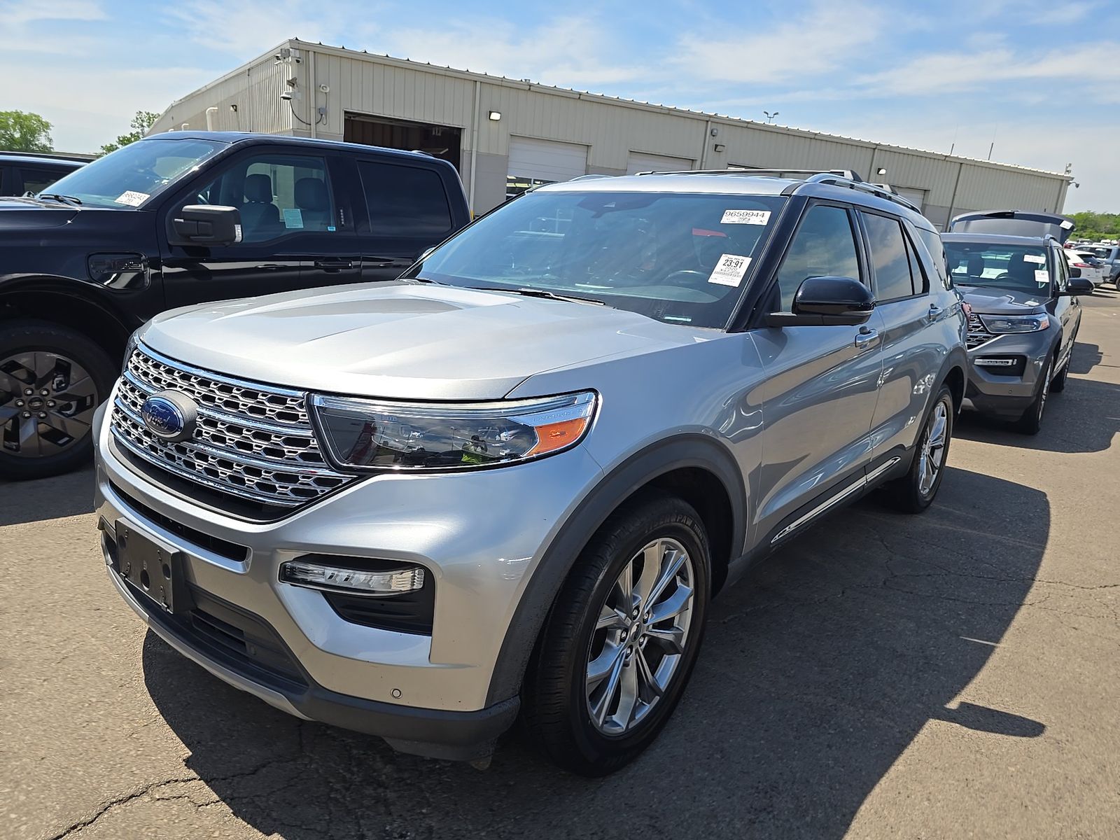 FORD EXPLORER - 1