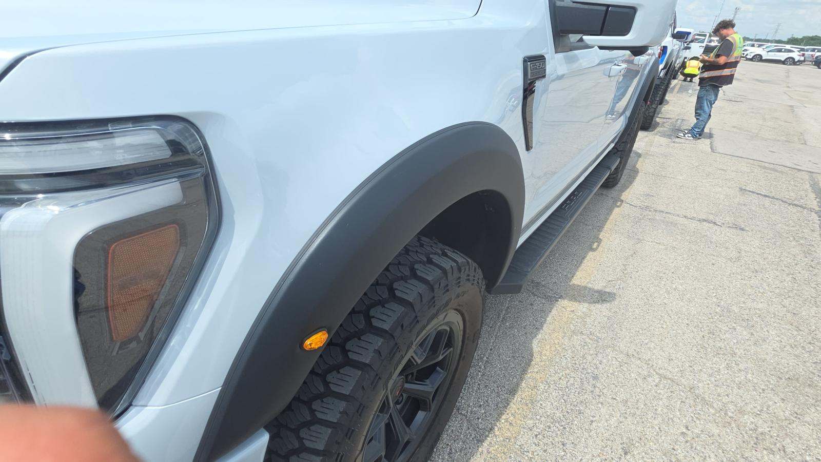2025 Ford F-150 Lariat AWD