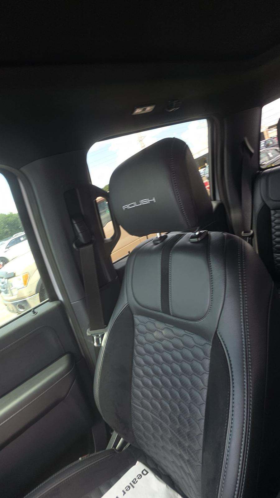 2025 Ford F-150 Lariat AWD