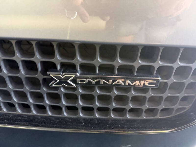 2023 Land Rover Defender 130 X-Dynamic SE AWD