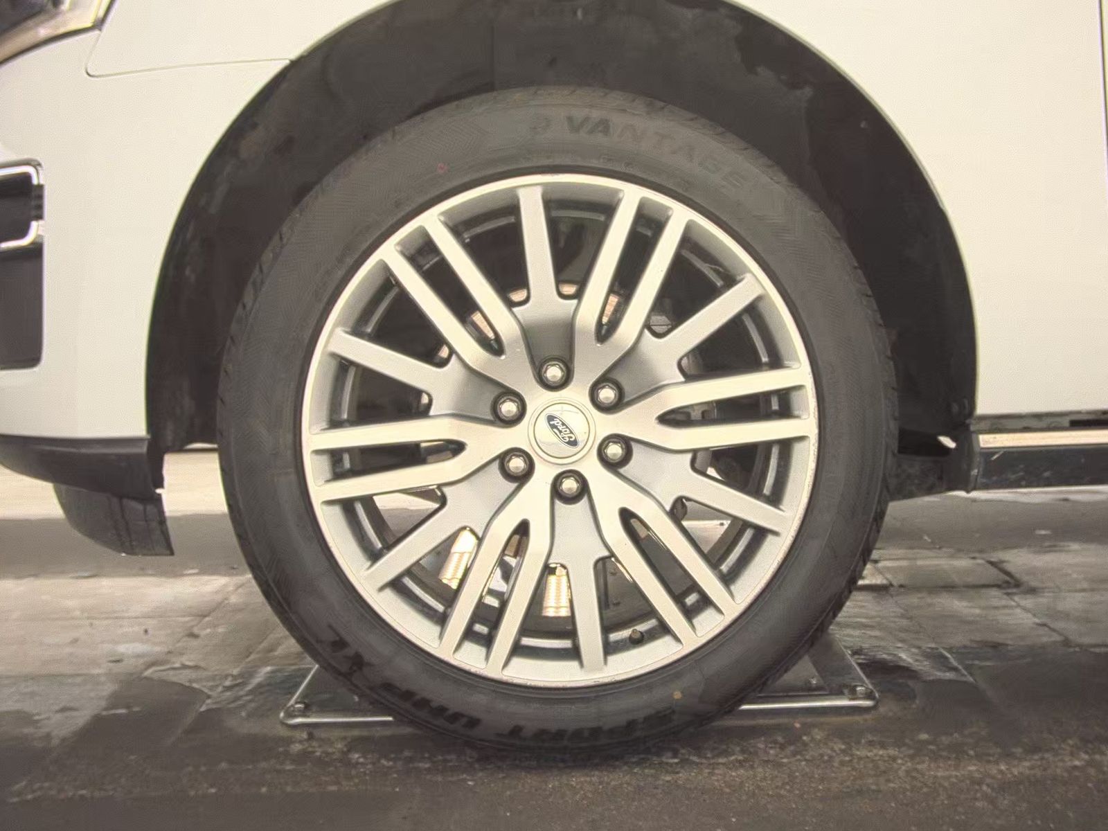 FORD EXPEDITION MAX - 10