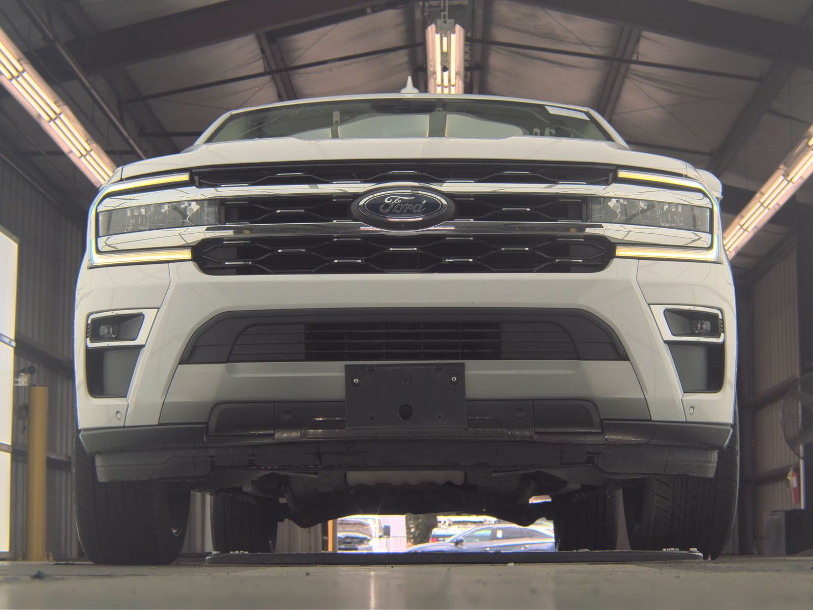 FORD EXPEDITION MAX - 4