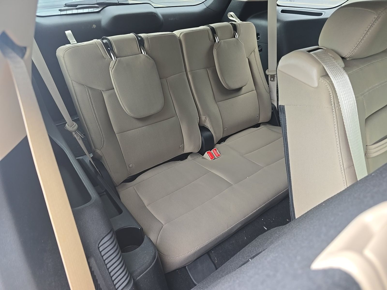 2023 Ford Explorer XLT RWD