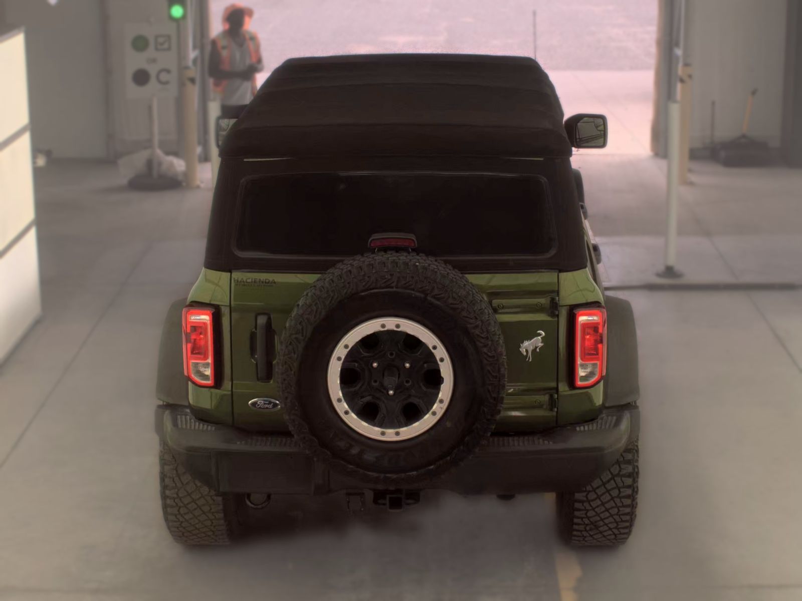 FORD BRONCO - 7