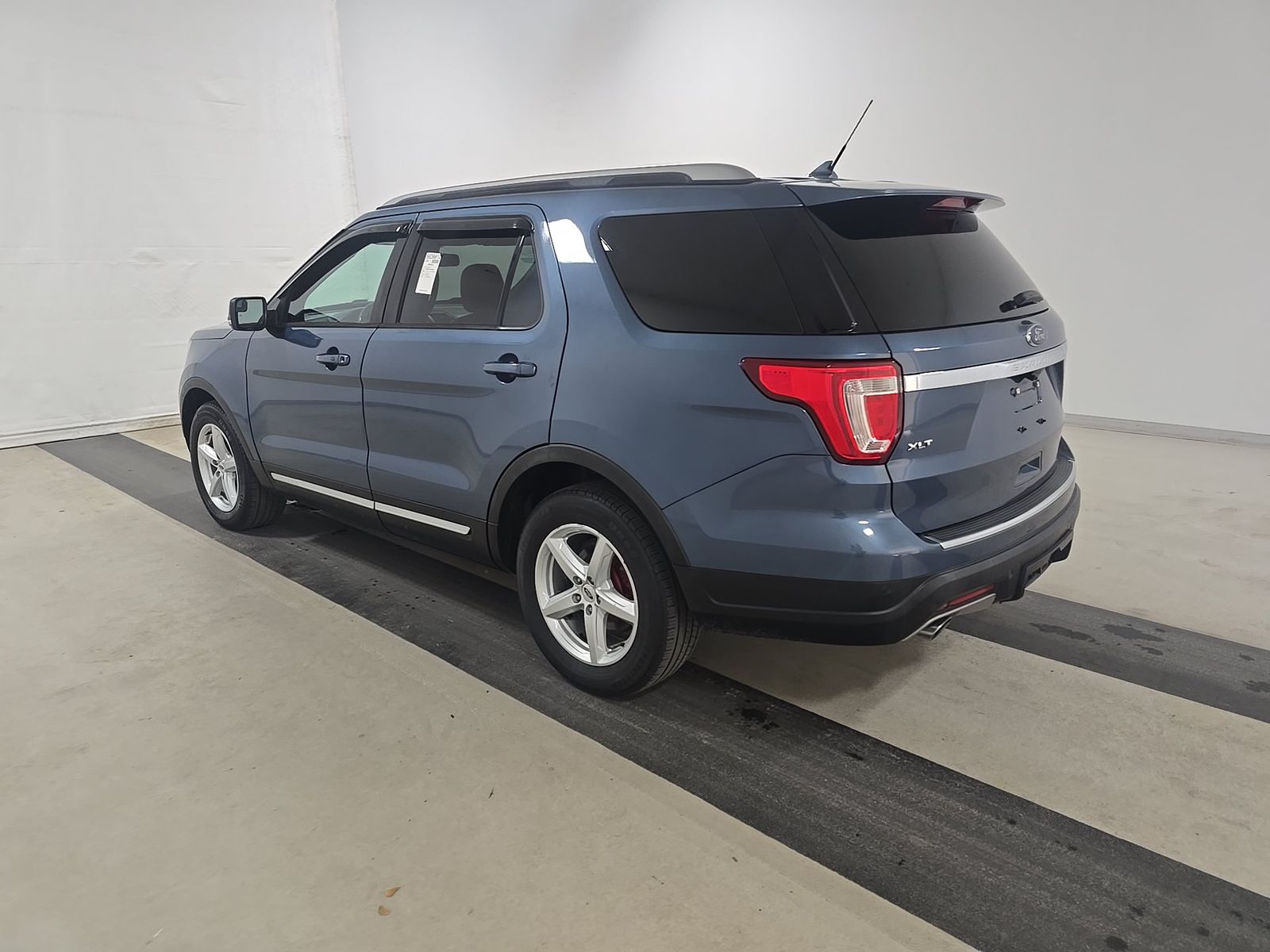 FORD EXPLORER - 7