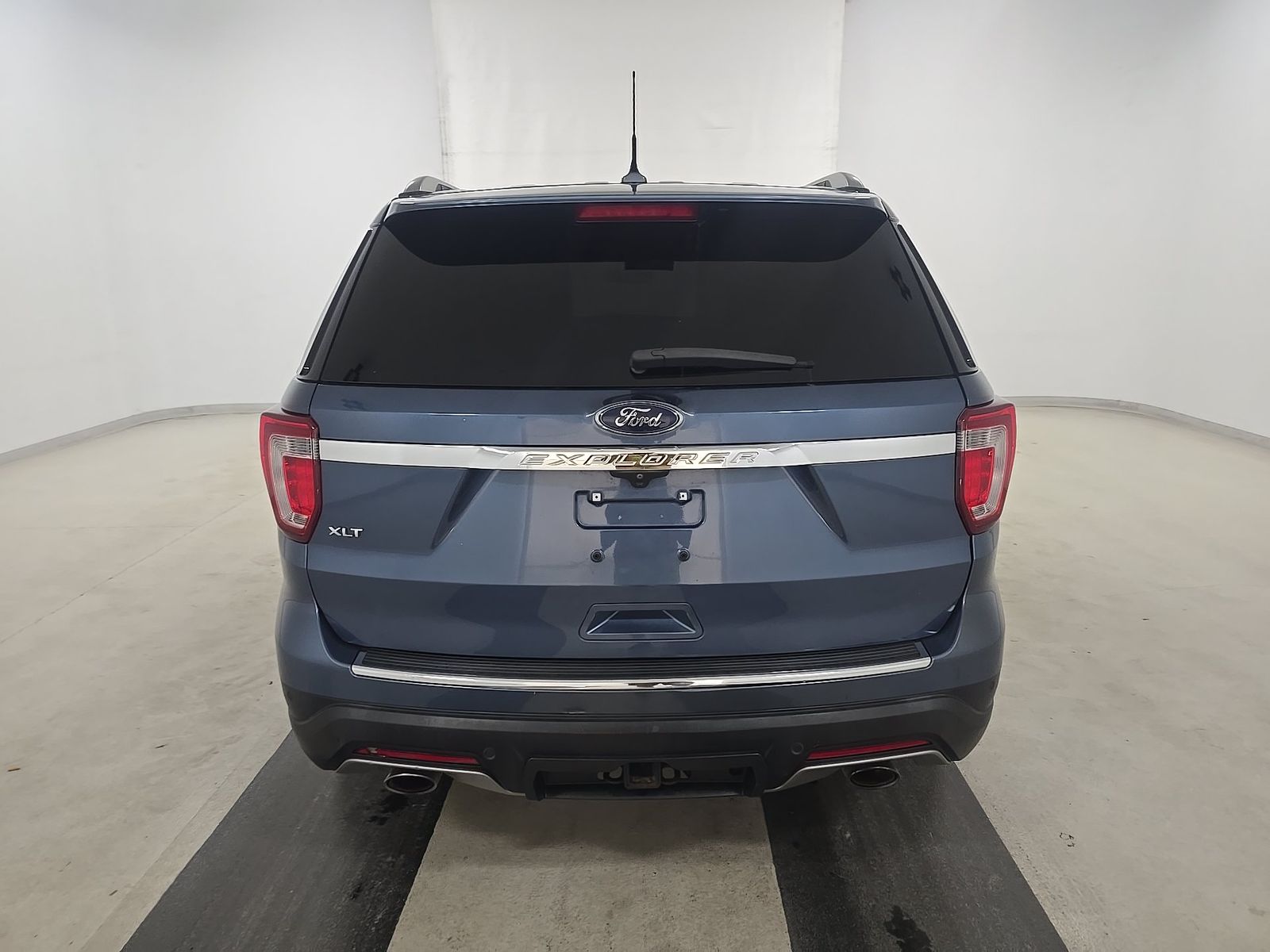 FORD EXPLORER - 6