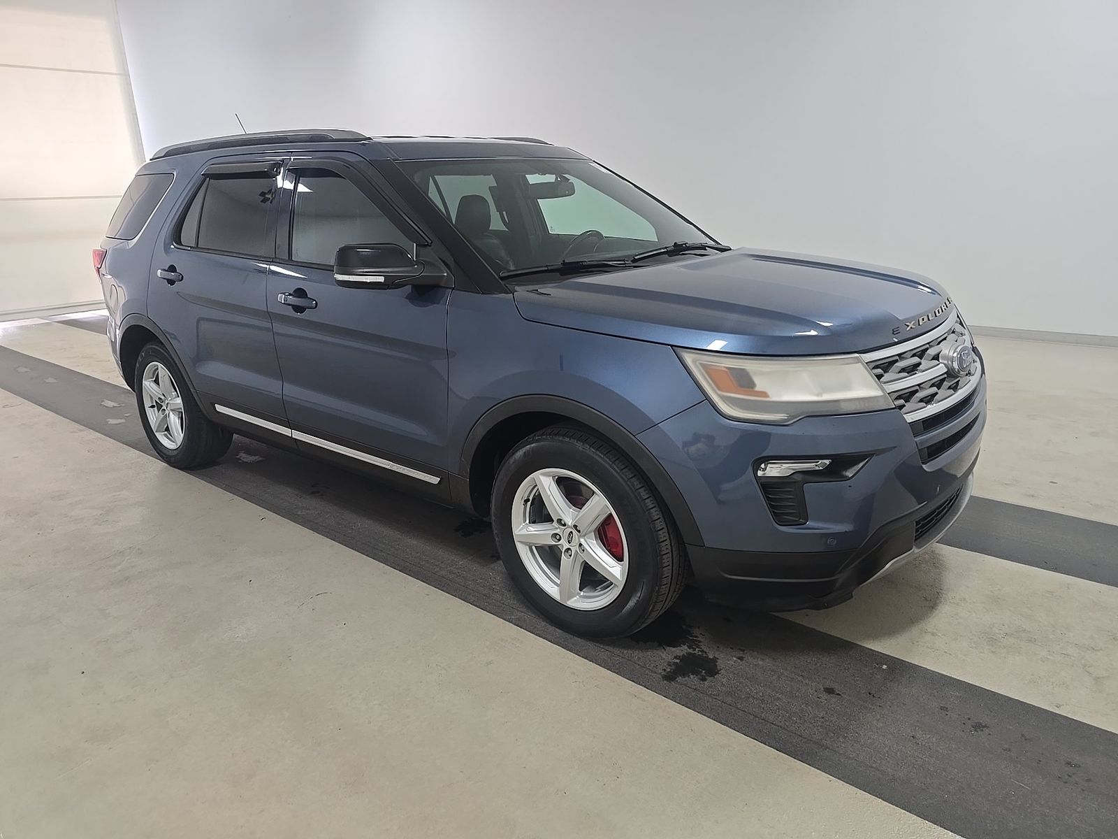 FORD EXPLORER - 4