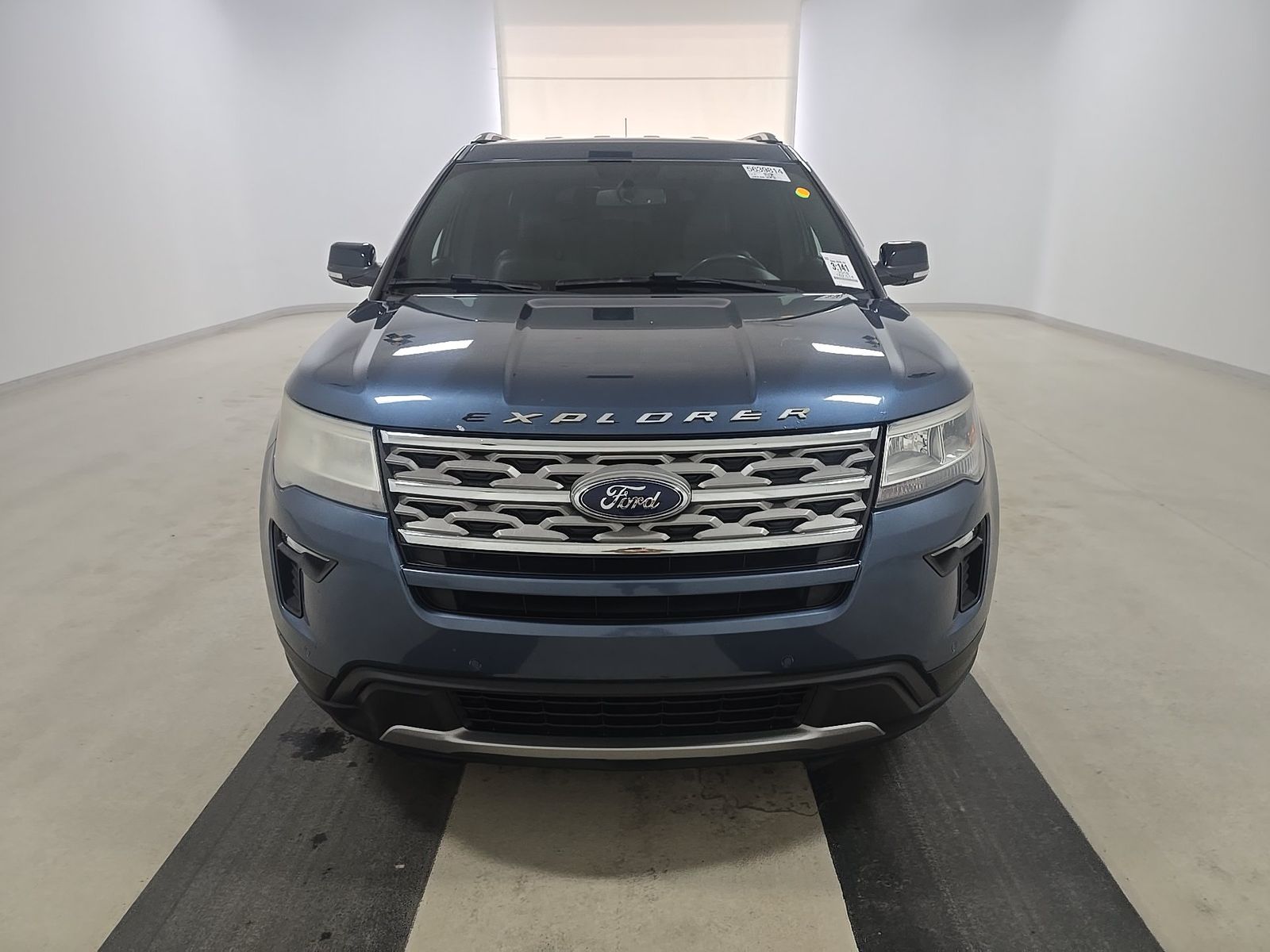 FORD EXPLORER - 3