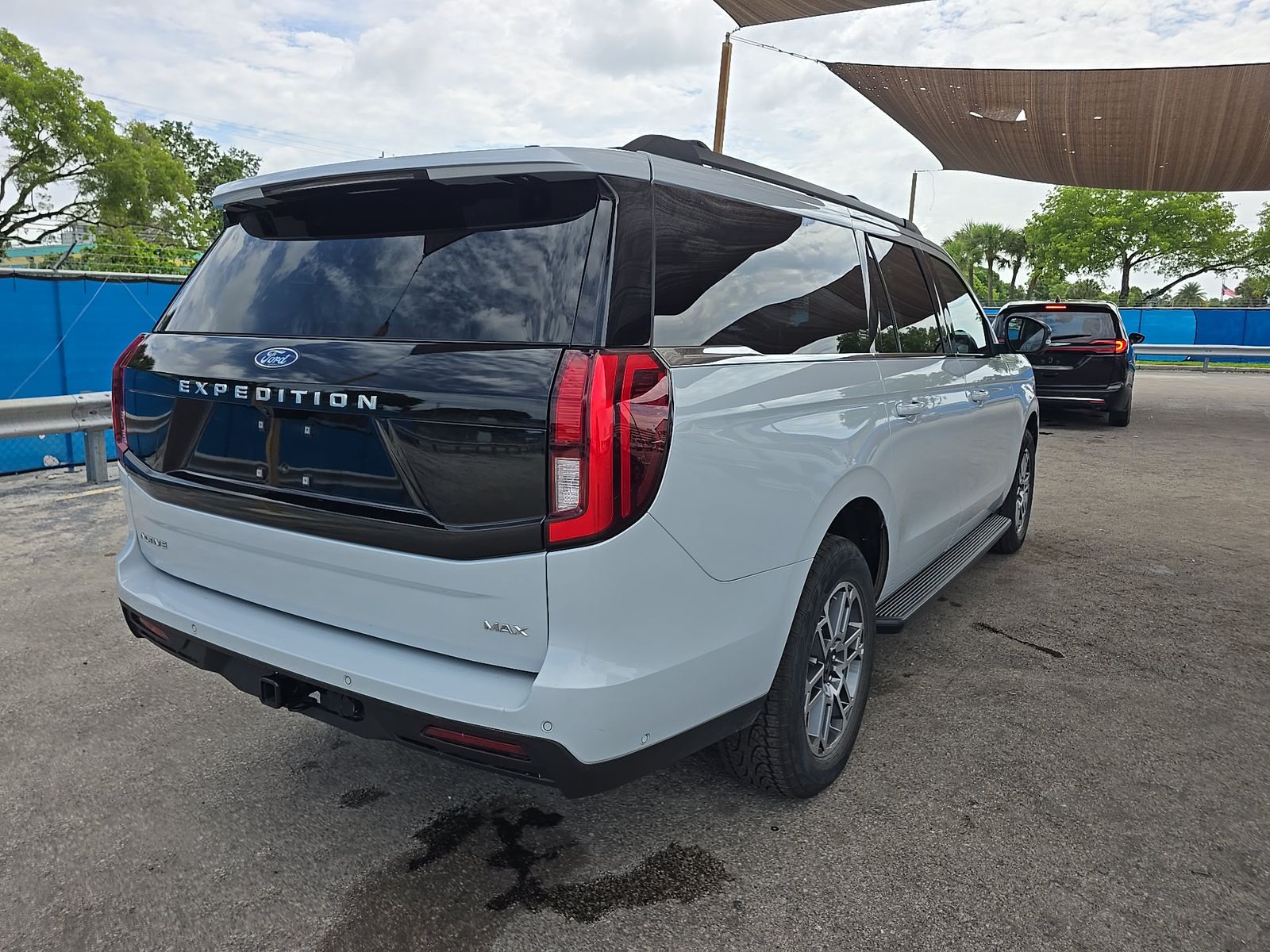 FORD EXPEDITION MAX - 5