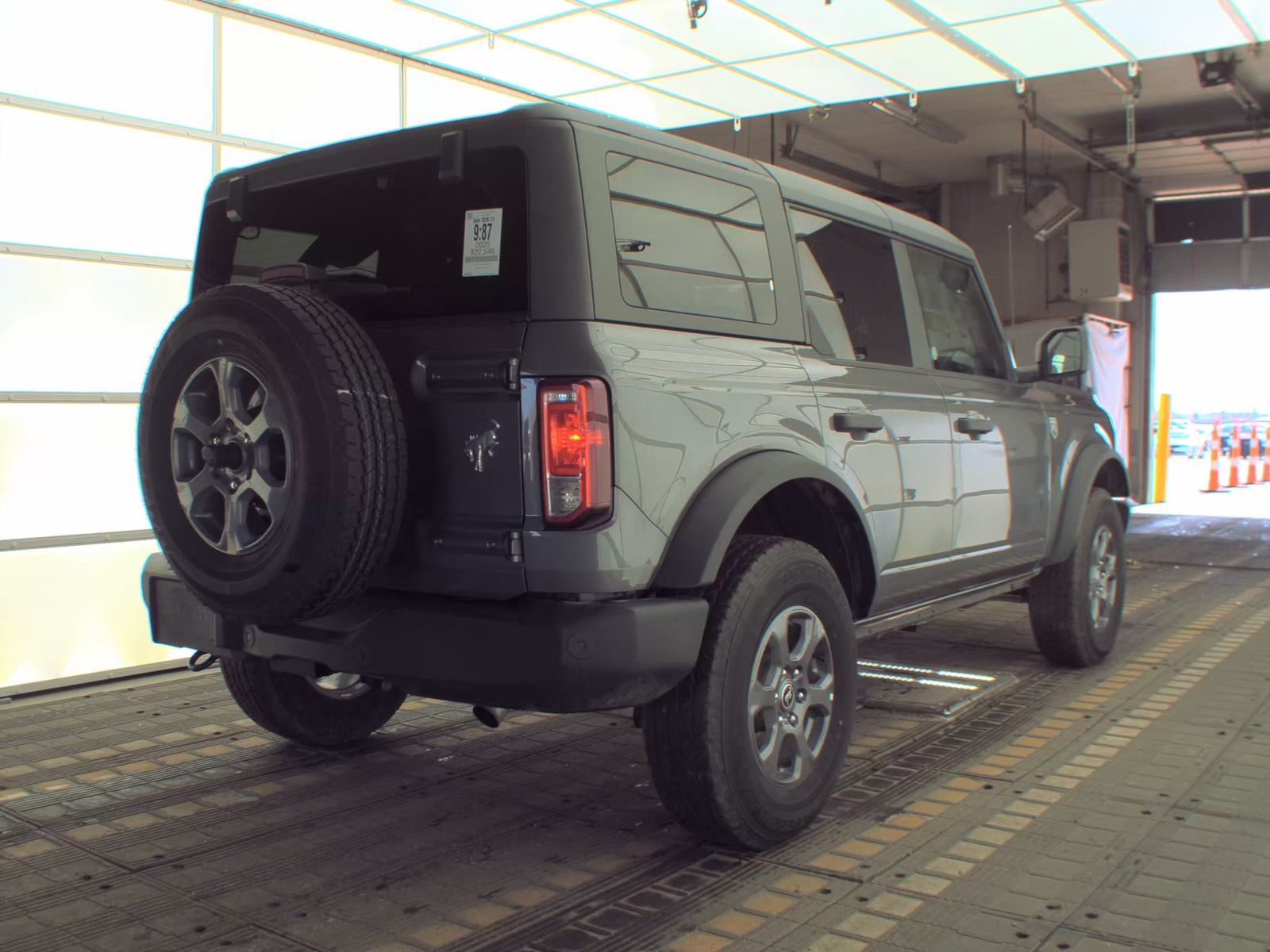 FORD BRONCO - 5