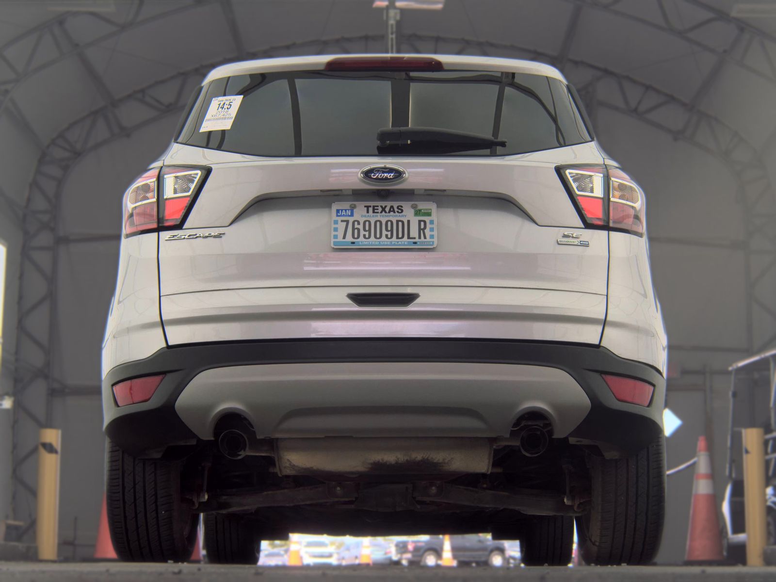 FORD ESCAPE - 8