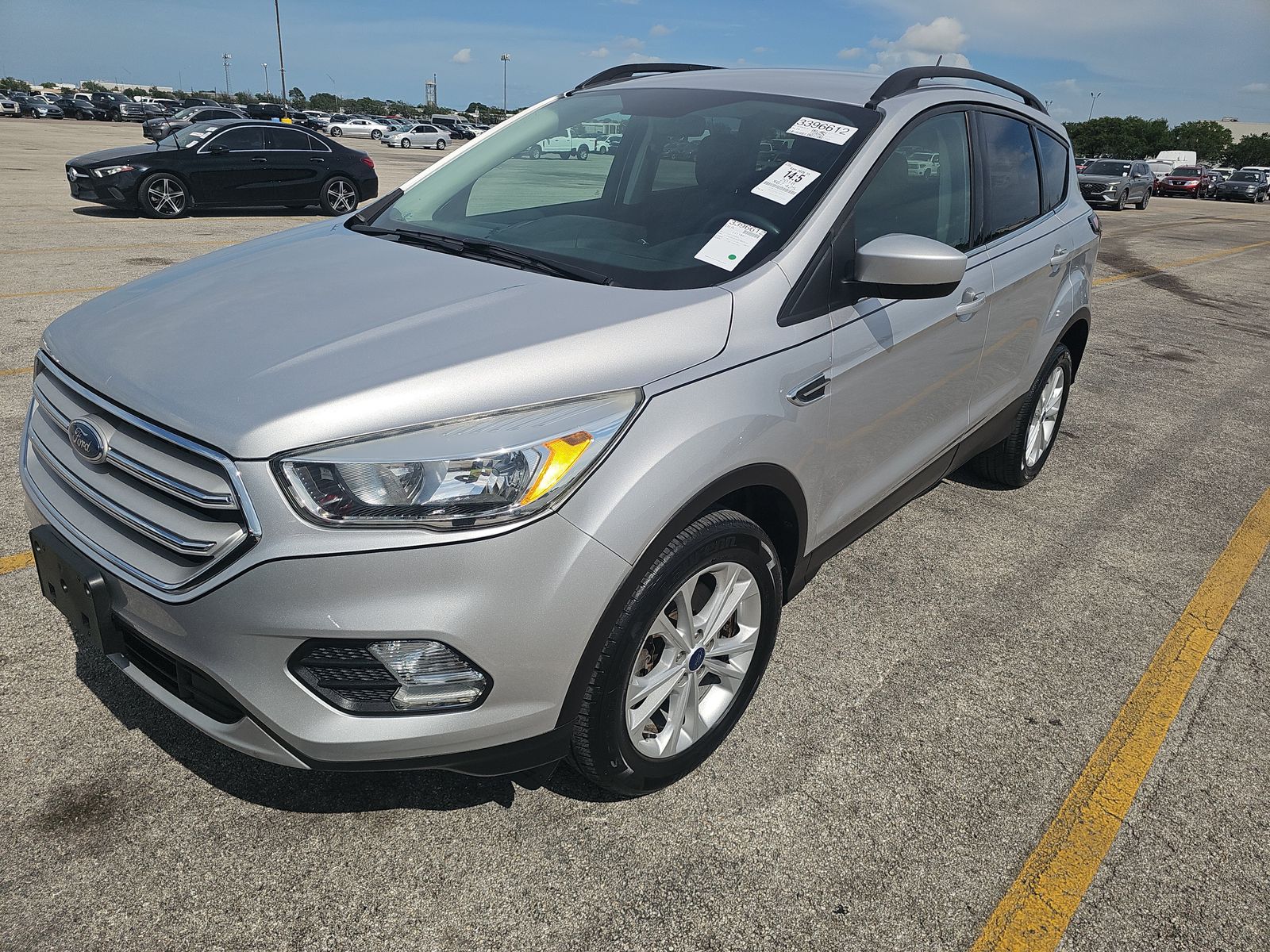 FORD ESCAPE - 1